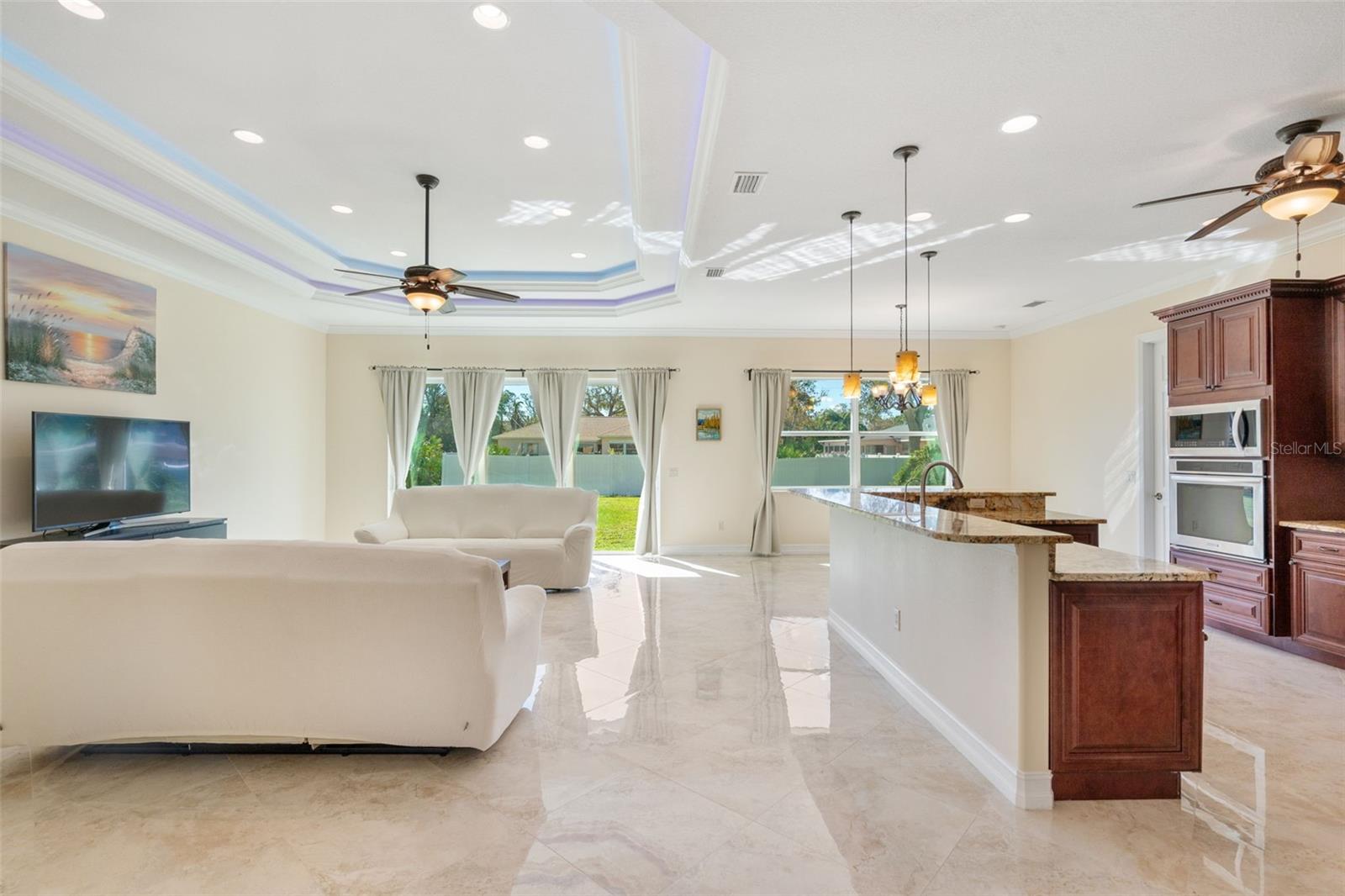 1900 Colleen, Sarasota, FL 34231