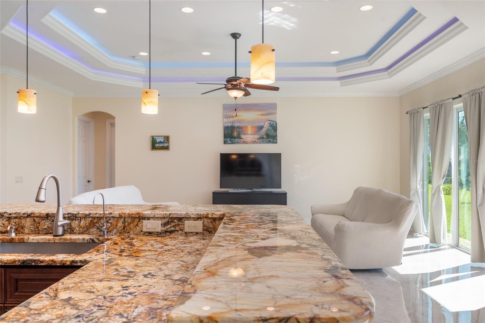 1900 Colleen, Sarasota, FL 34231