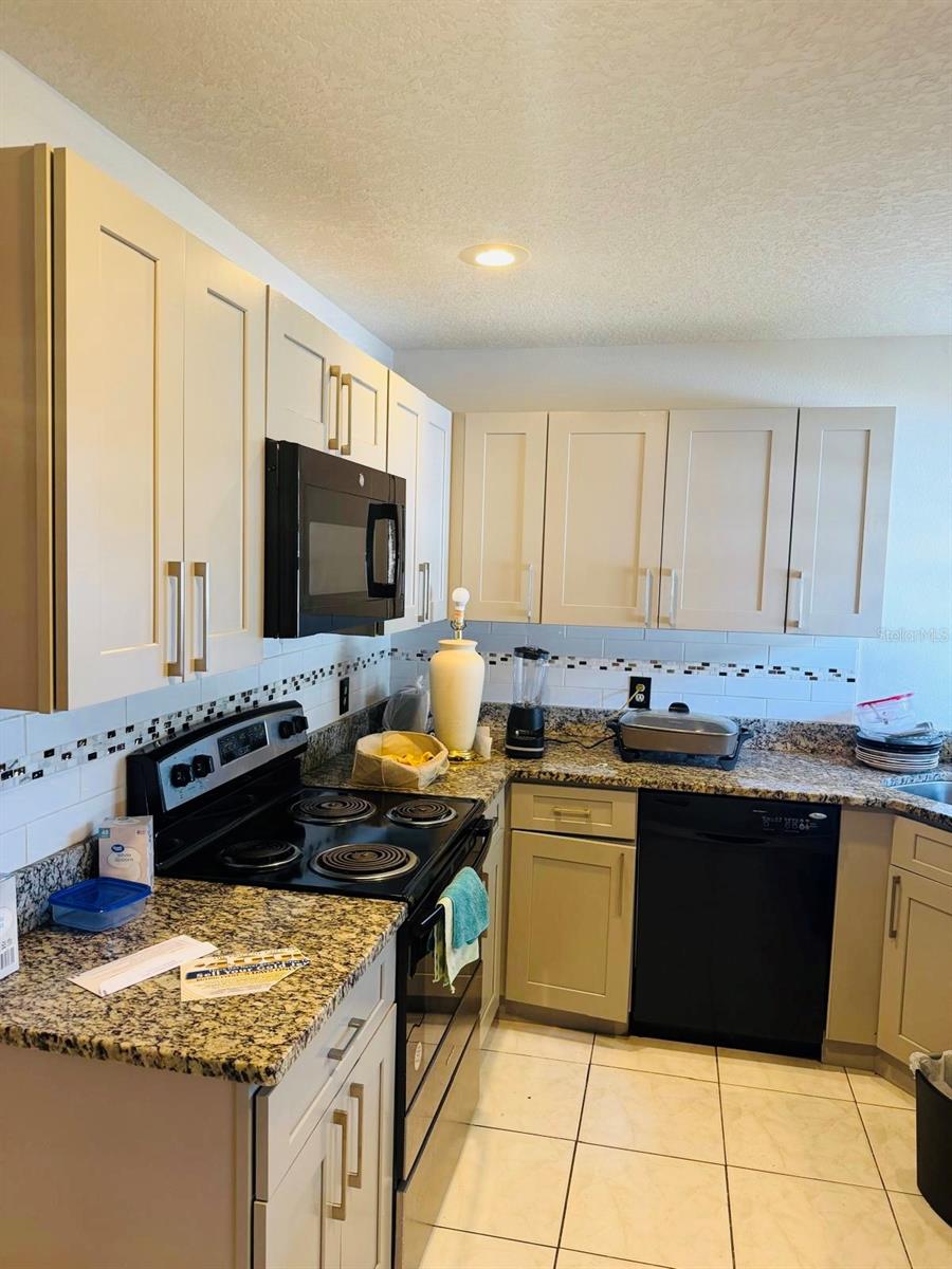 2910 Vienna, Kissimmee, FL 34744