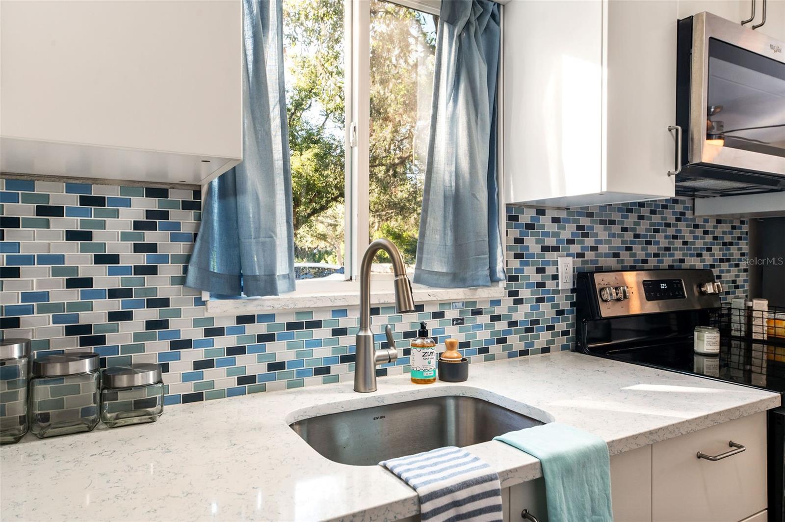 1704 Wisconsin, Sarasota, FL 34239