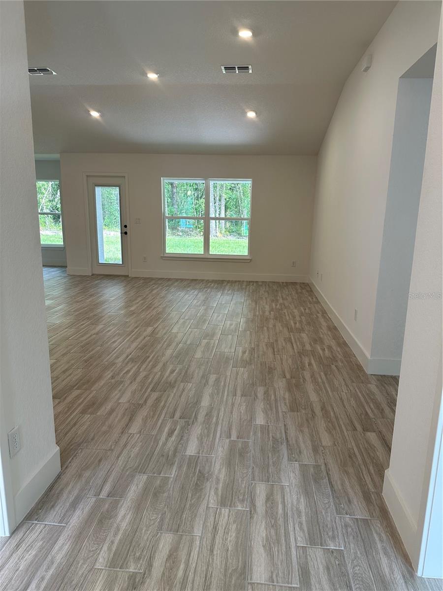 12126 Pine Warbler, Brooksville, FL 34614