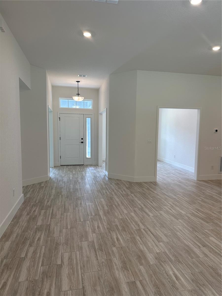 12126 Pine Warbler, Brooksville, FL 34614