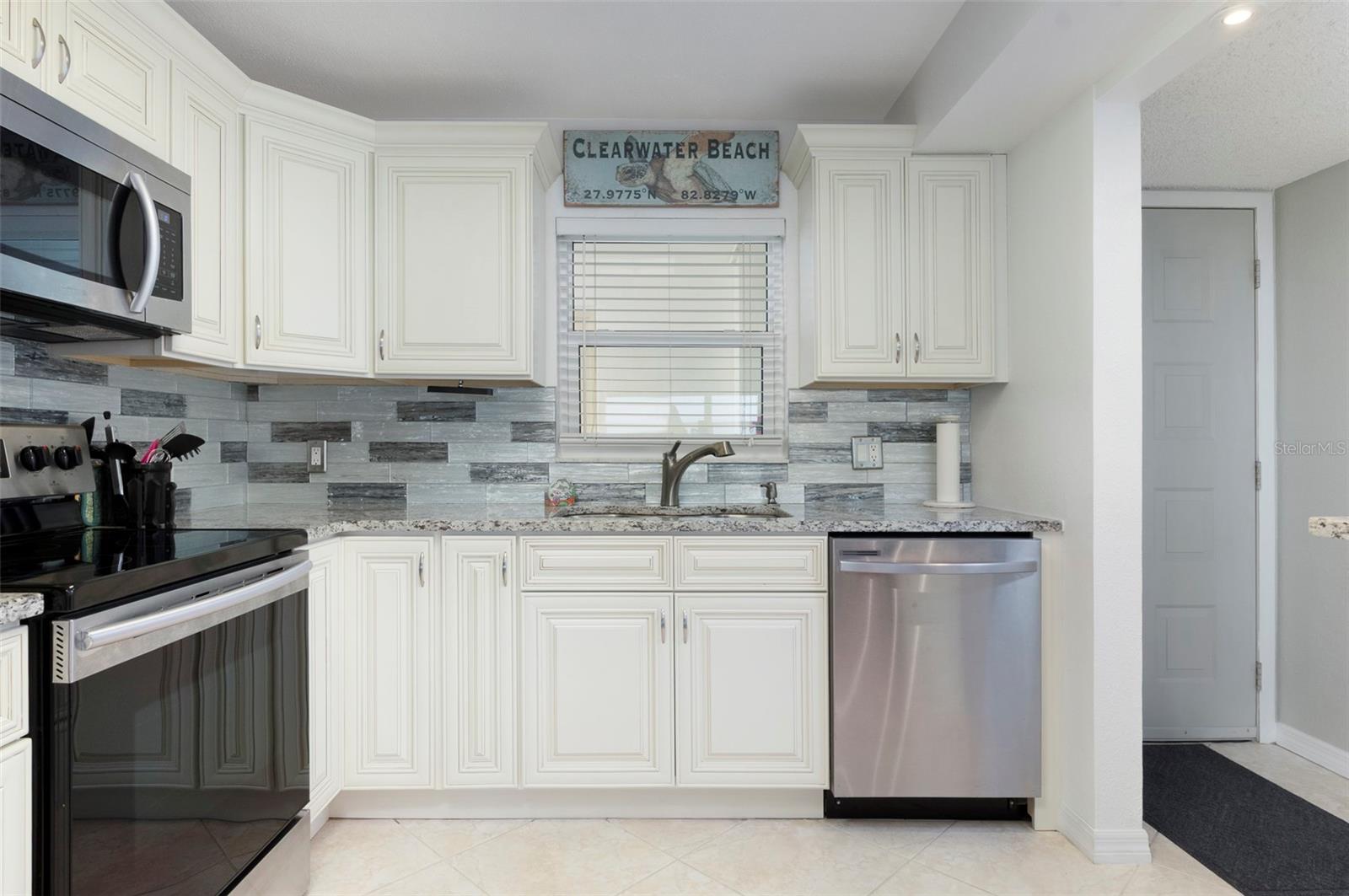 1230 Gulf Unit 608, Clearwater Beach, FL 33767