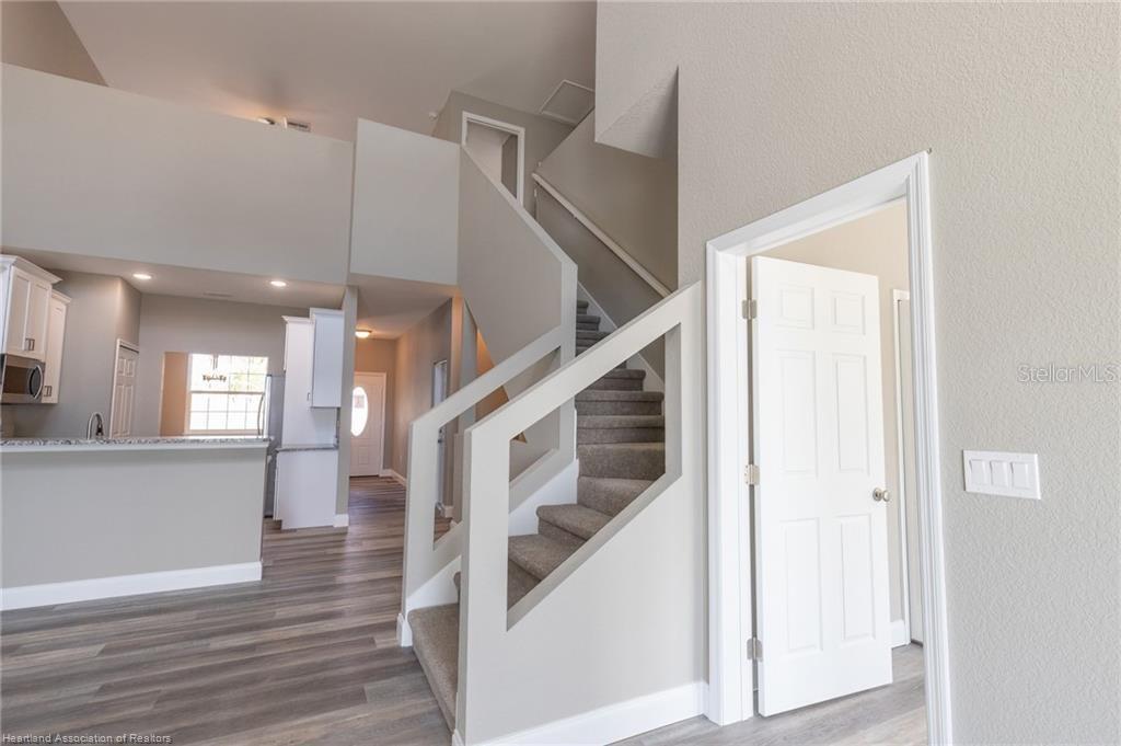 1942 Oasis Unit 1942, Sebring, FL 33870