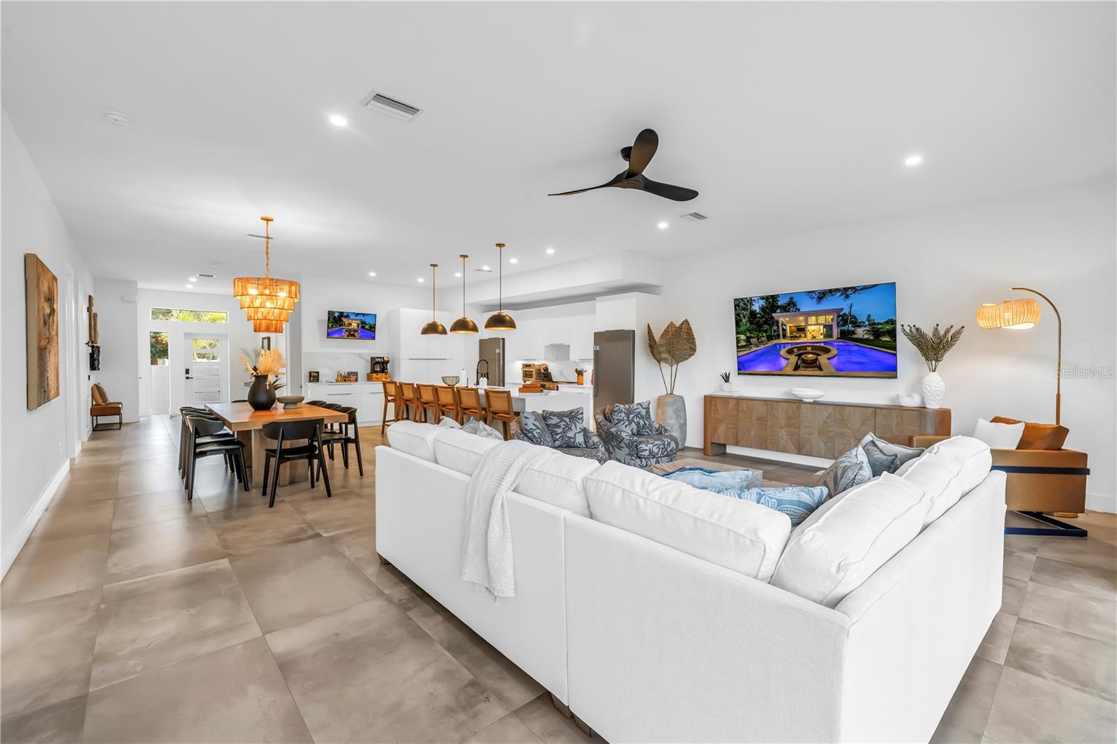 2564 Arlington, Sarasota, FL 34239