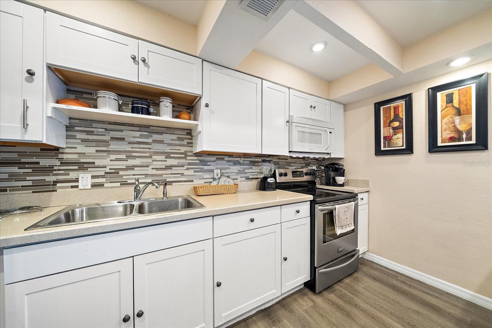 519 Albee Farm Unit 111, Venice, FL 34285