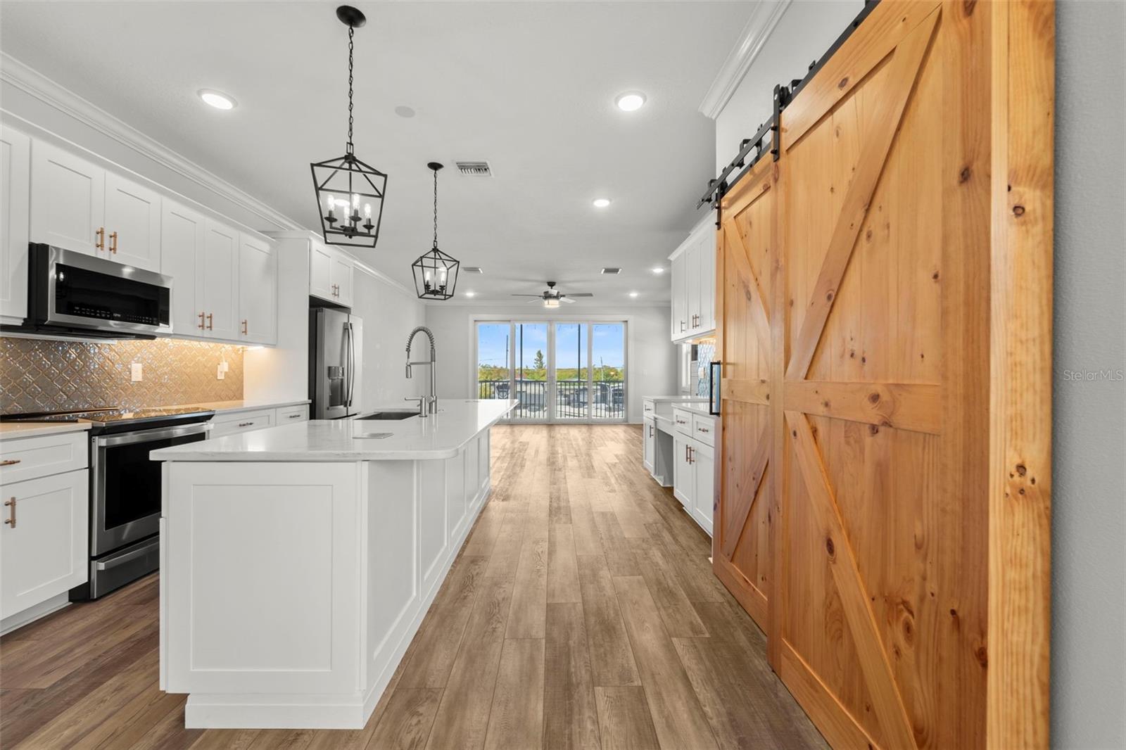 1299 Savona, St Petersburg, FL 33702