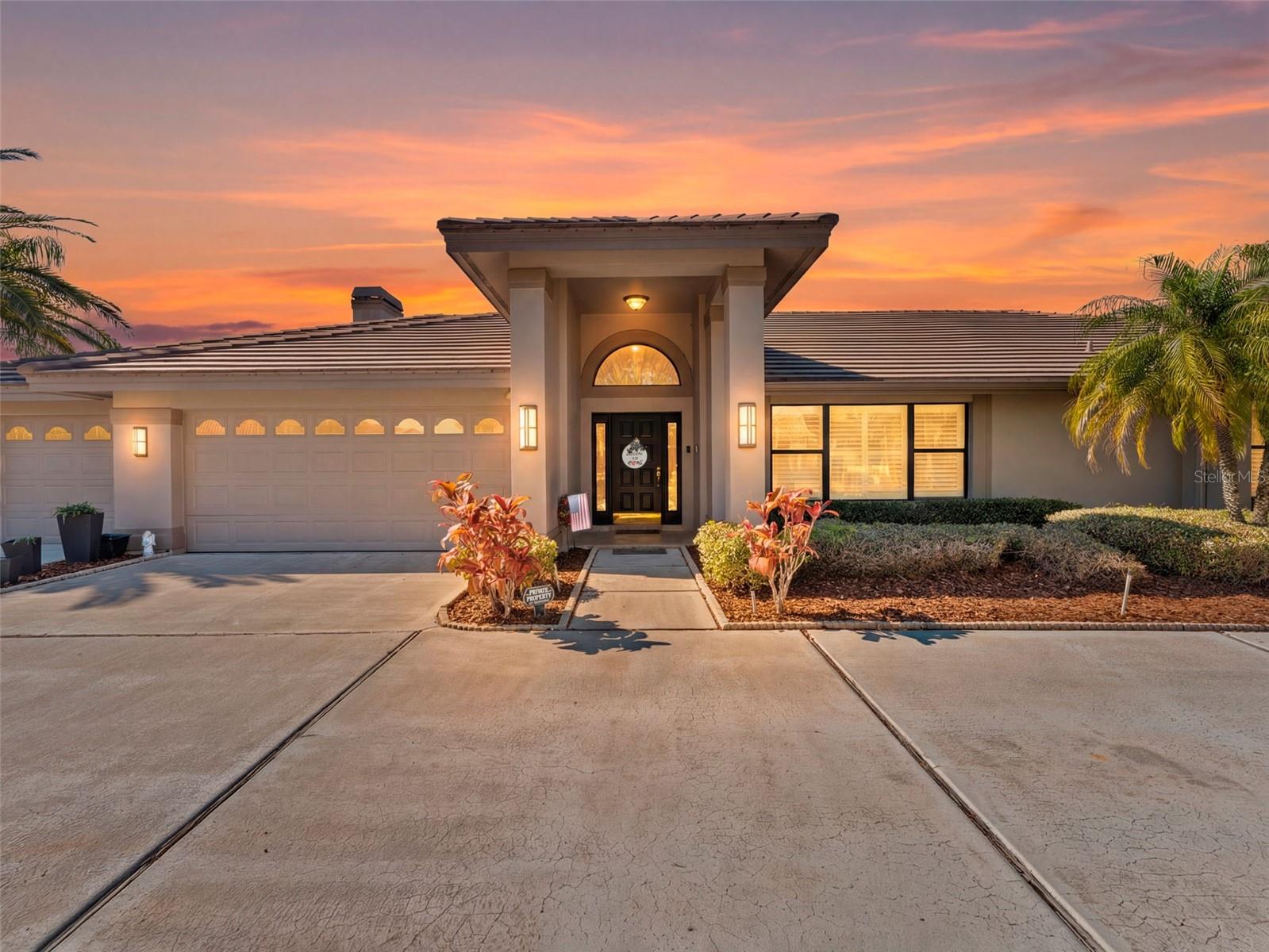 4830 Longwater, Tampa, FL 33615