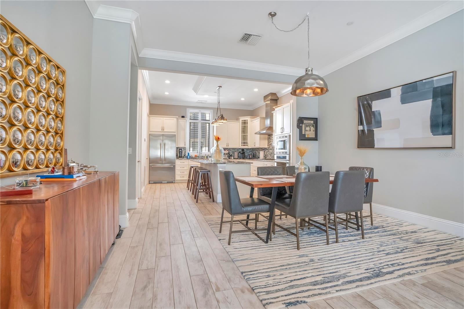 665 Jackson, Orlando, FL 32801