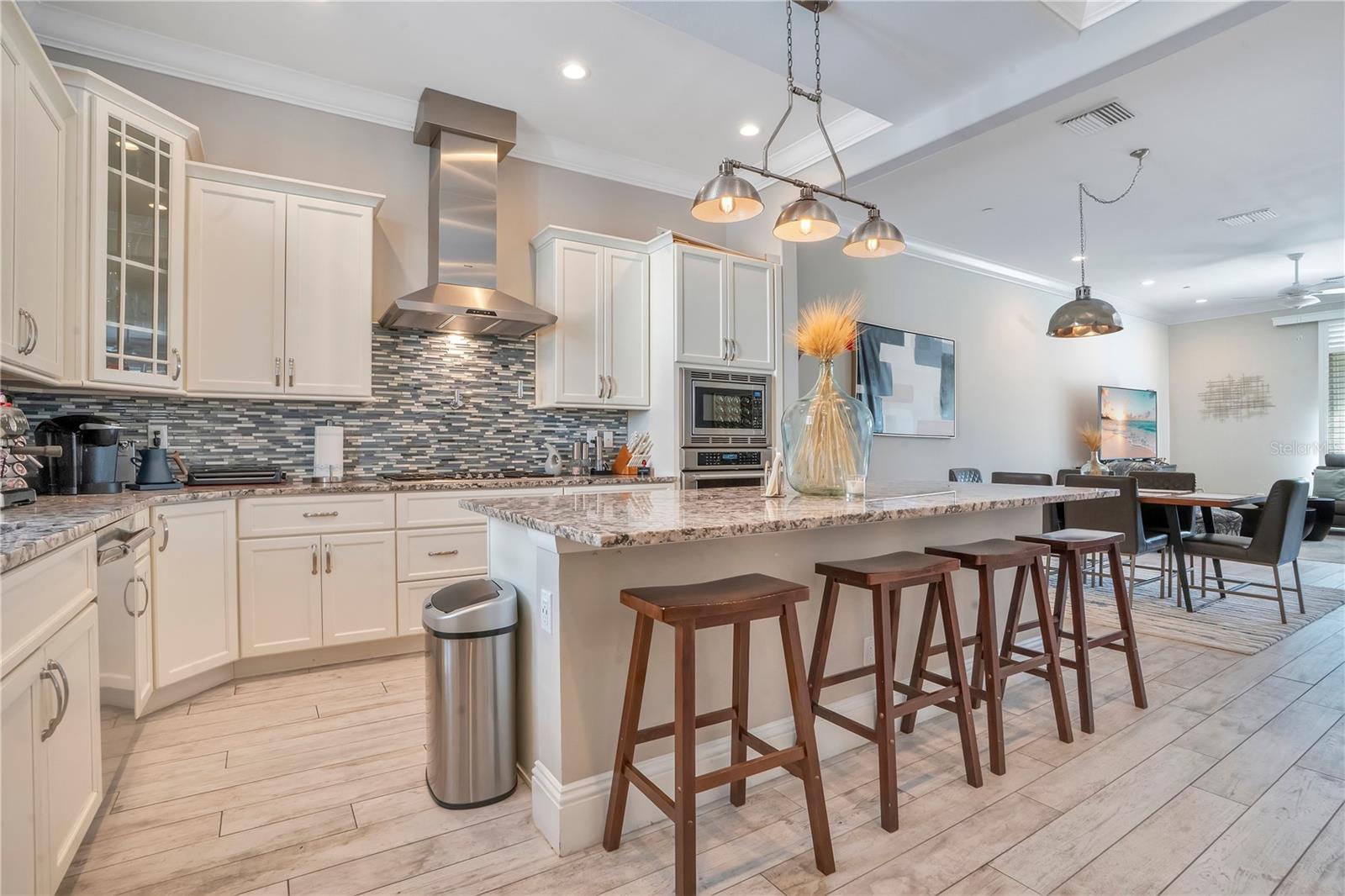 665 Jackson, Orlando, FL 32801