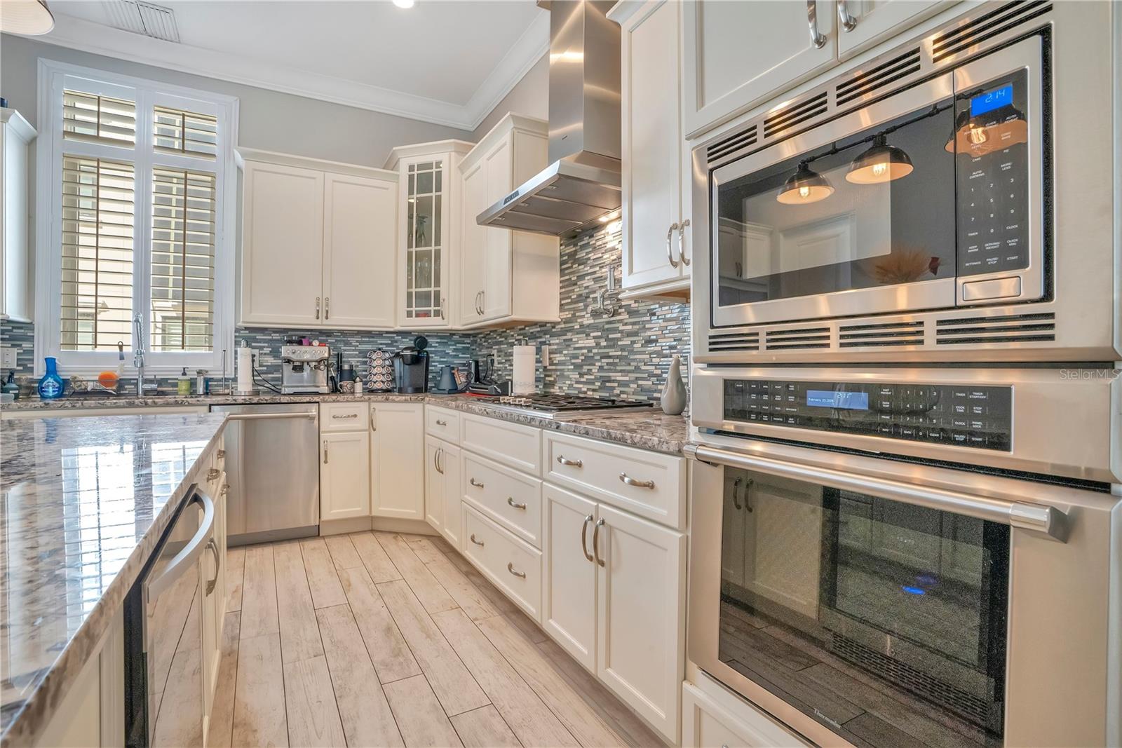 665 Jackson, Orlando, FL 32801