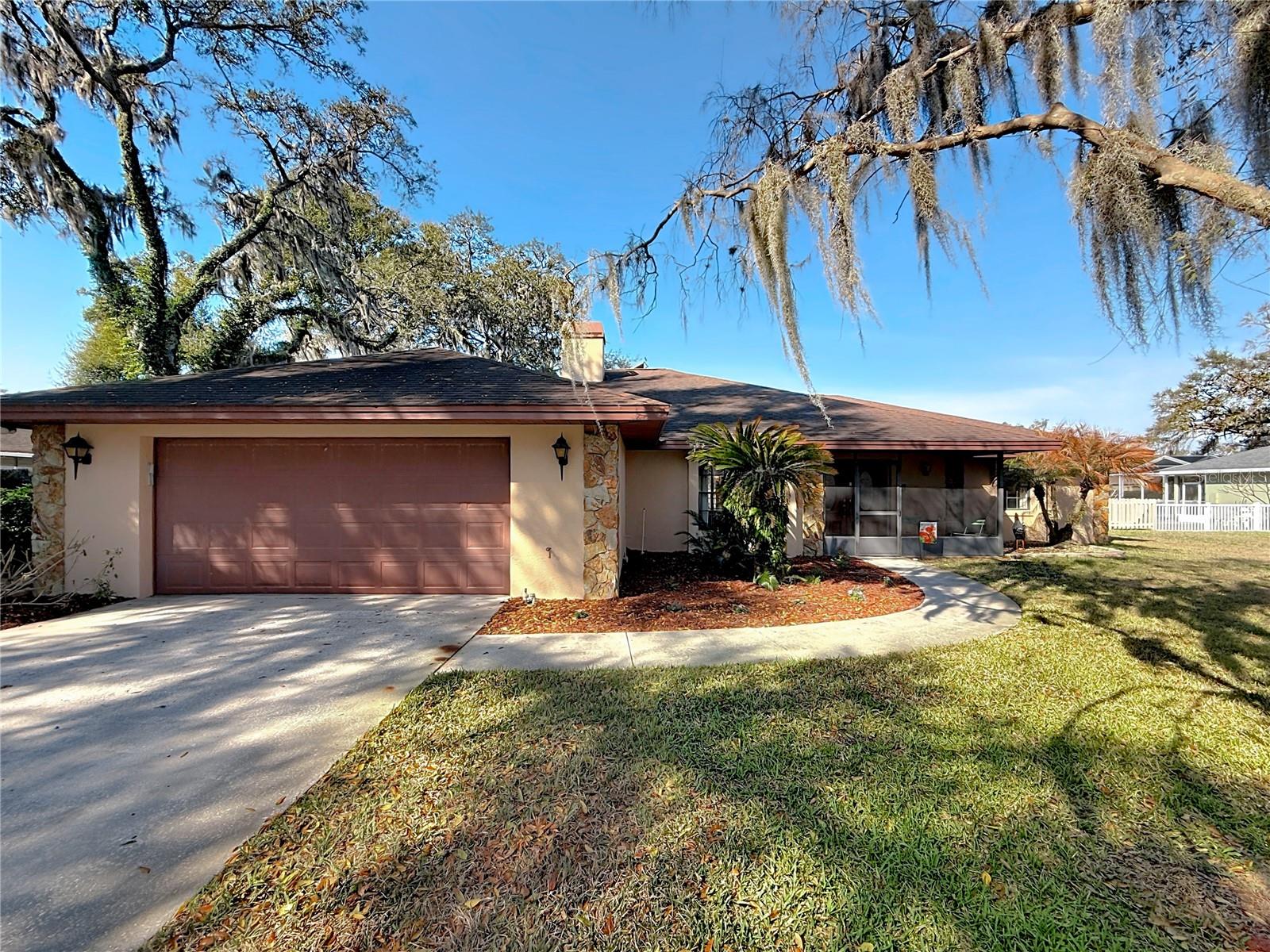 452 Summit Chase, Valrico, FL 33594