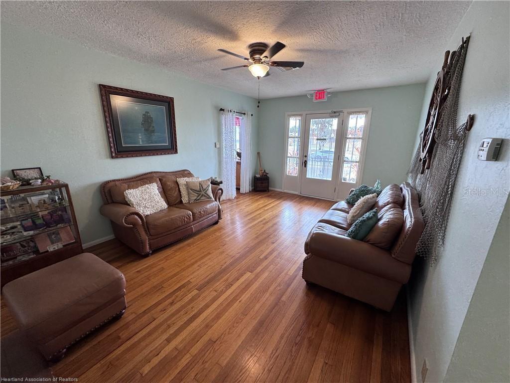 930 Main, Avon Park, FL 33825