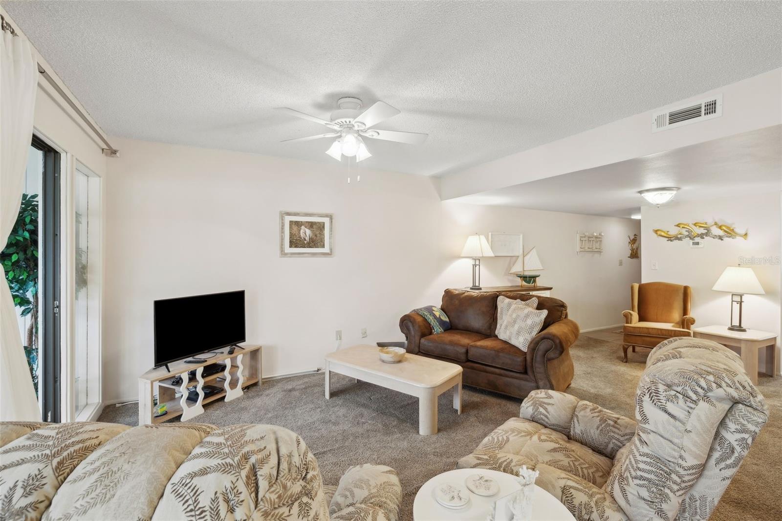 210 River Bend Unit B, Welaka, FL 32193
