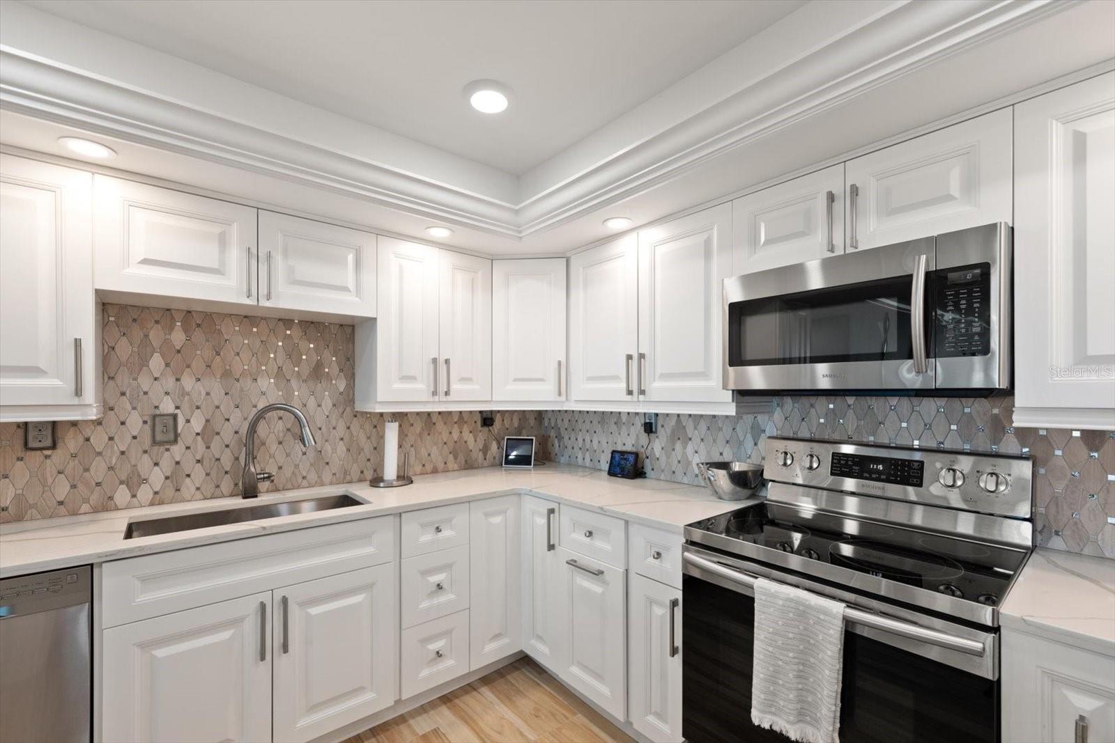 17920 Gulf Unit 1901, Redington Shores, FL 33708