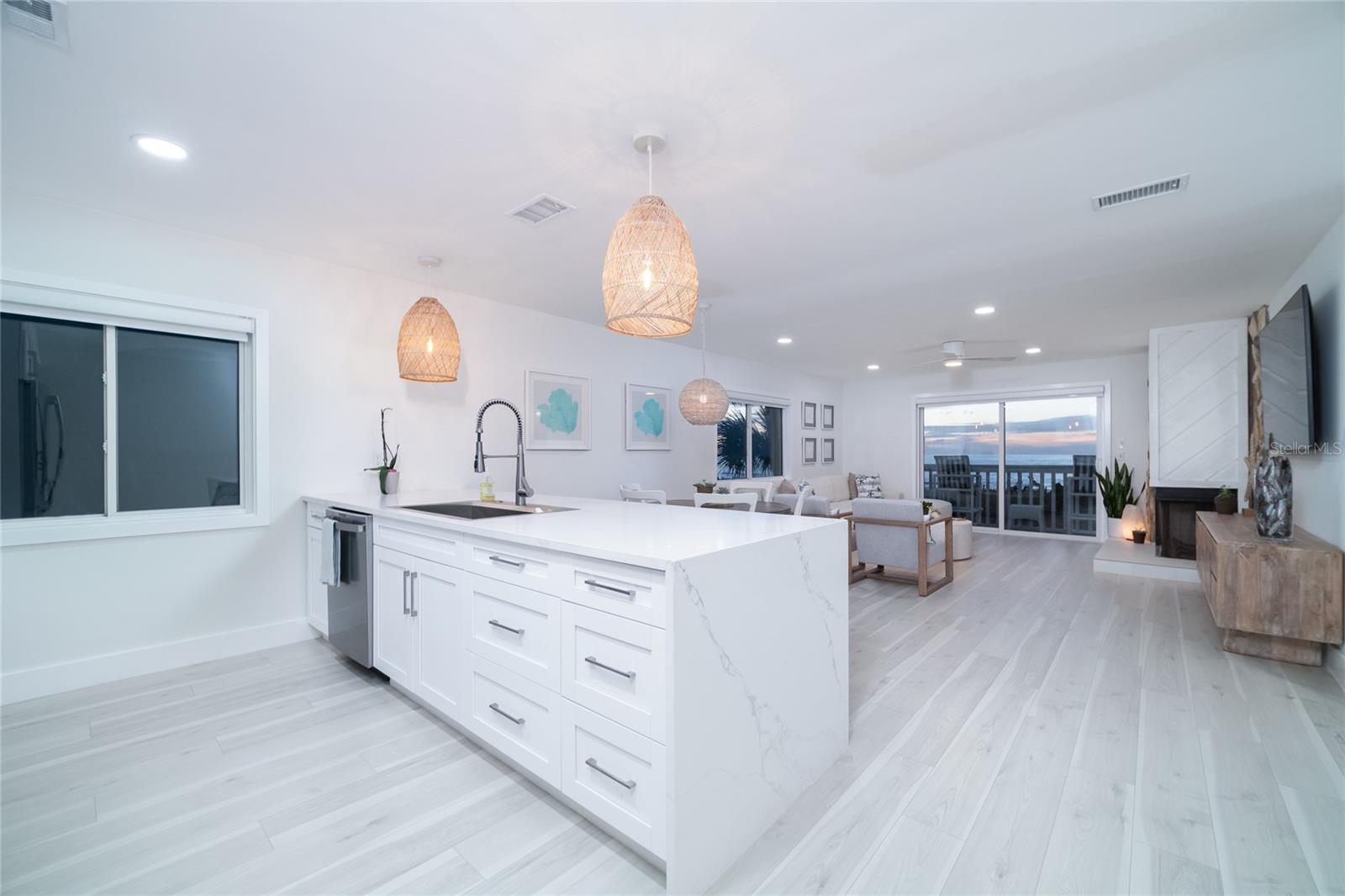 1104 Beach Unit 1, Indian Rocks Beach, FL 33785