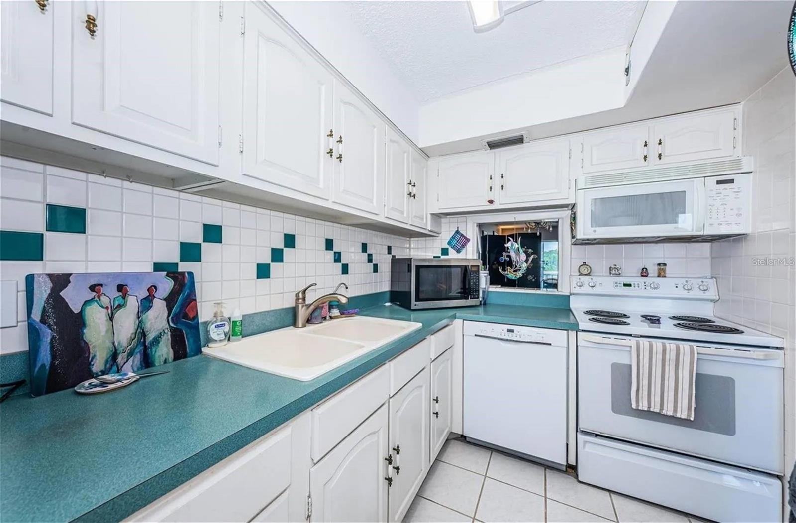 1 Boca Ciega Point Unit 314, St Petersburg, FL 33708