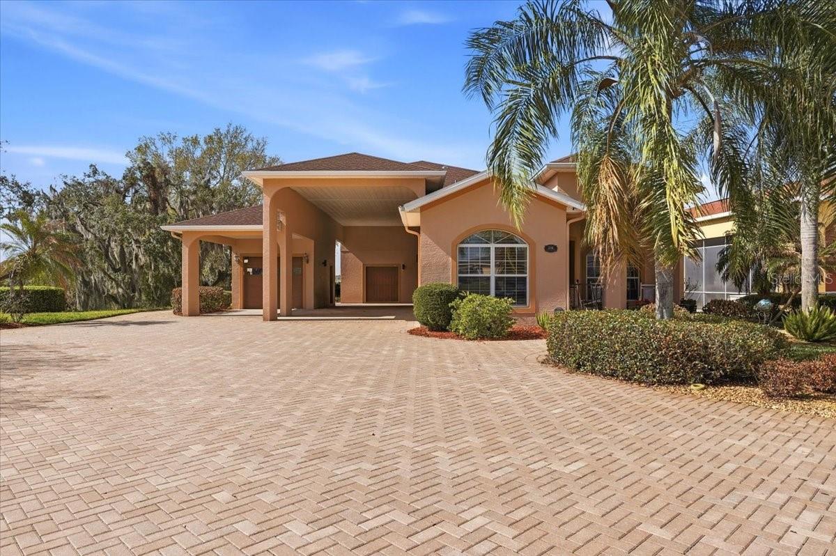 548 Meandering, Polk City, FL 33868