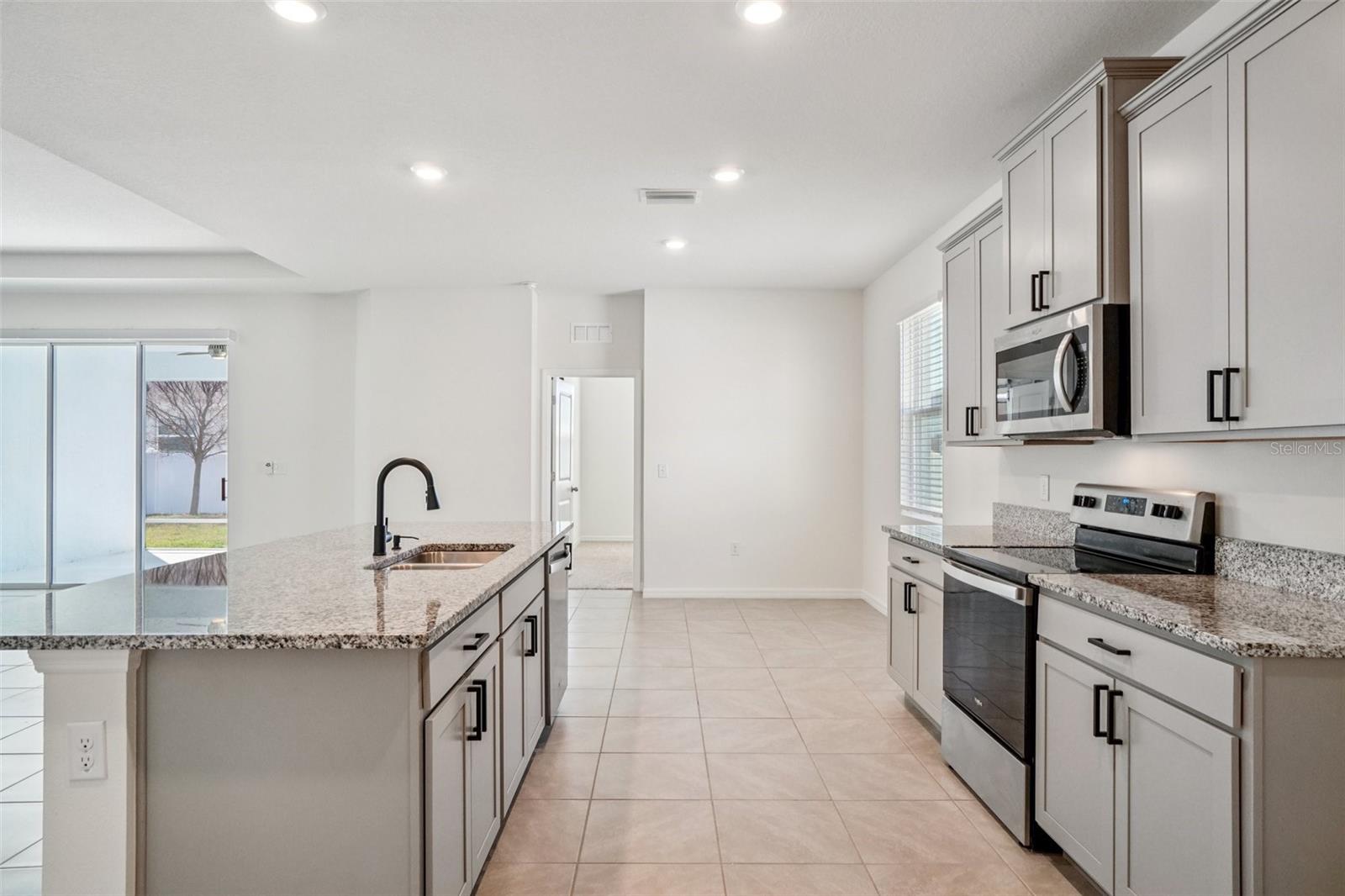 3458 Autumn Amber Dr, Spring Hill, FL 34609