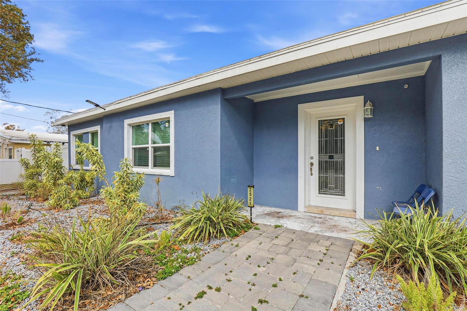 2521 Crest, Tampa, FL 33614