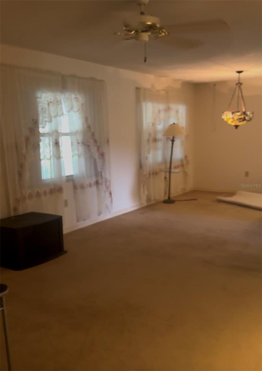 9945 County Road 235a, Wildwood, FL 34785