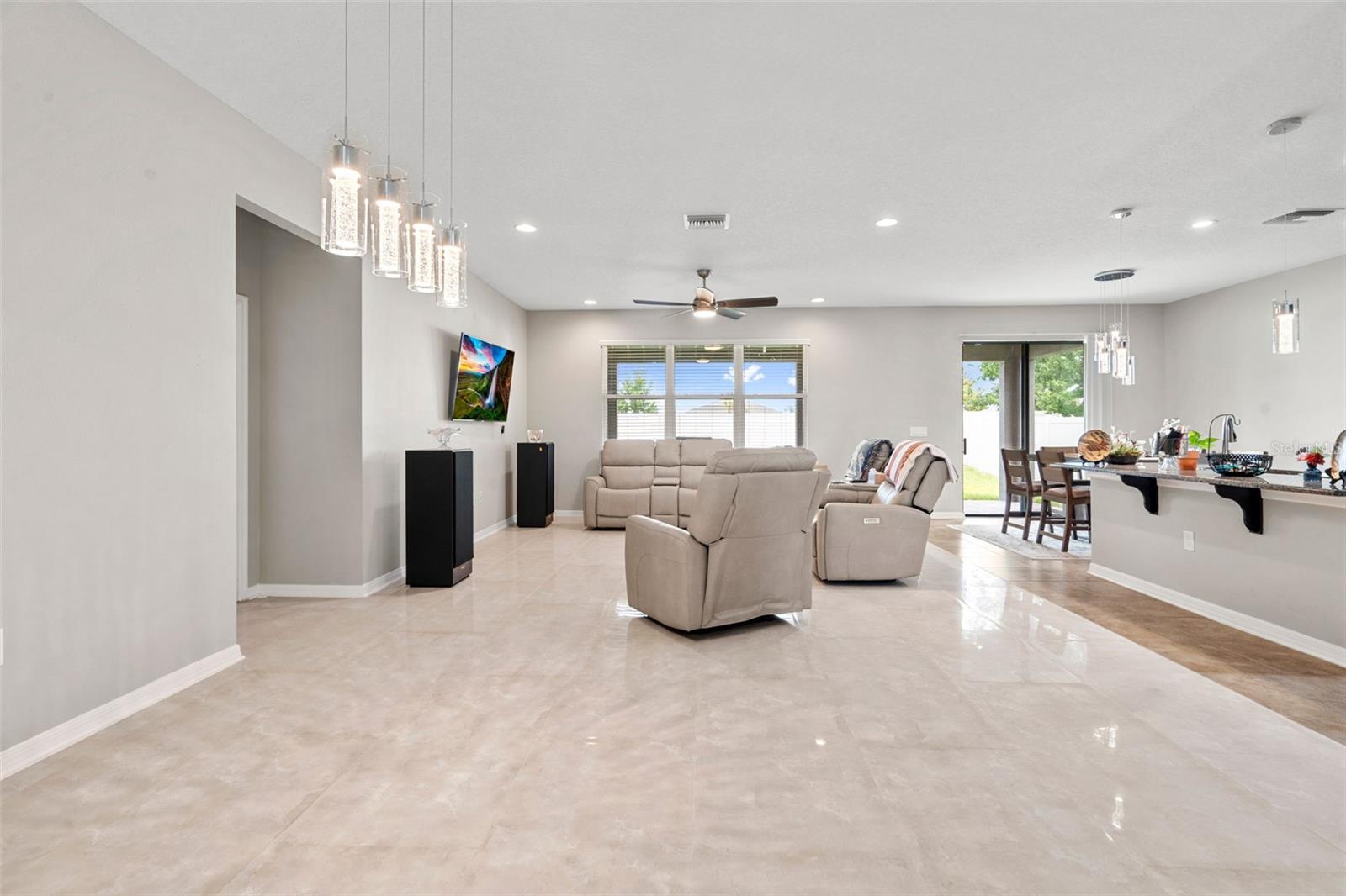 18565 Obregan, Spring Hill, FL 34610