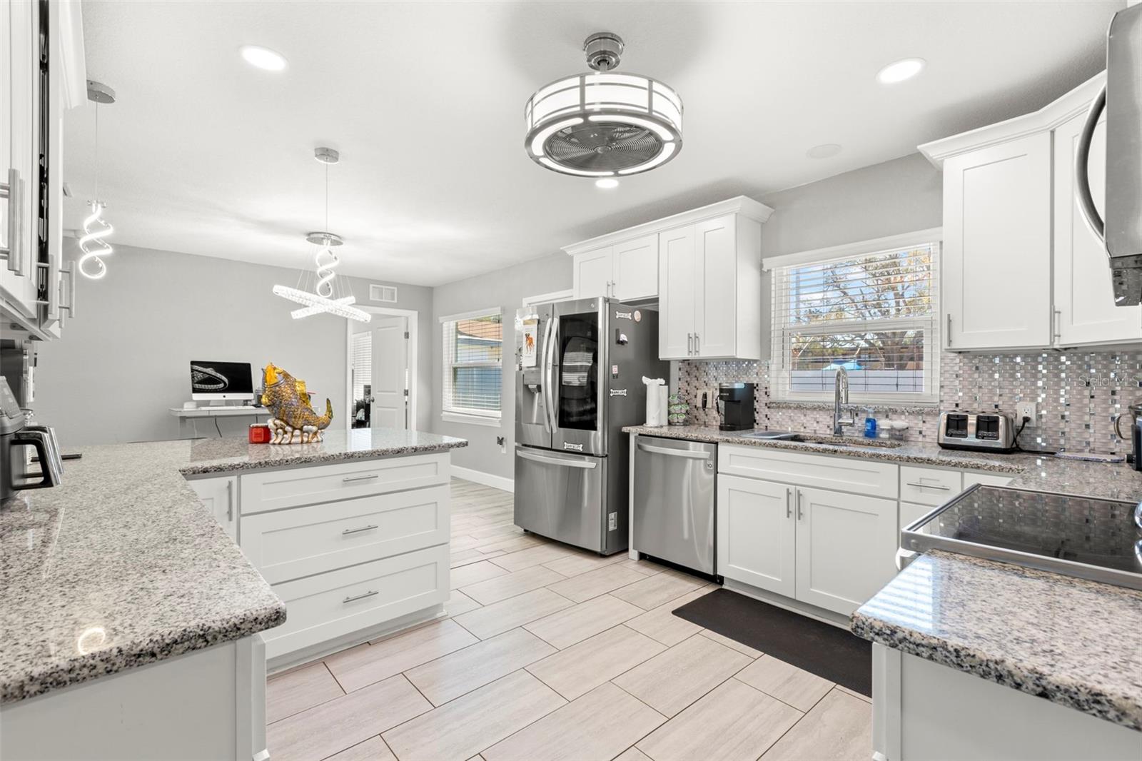 1000 59th, St Petersburg, FL 33705