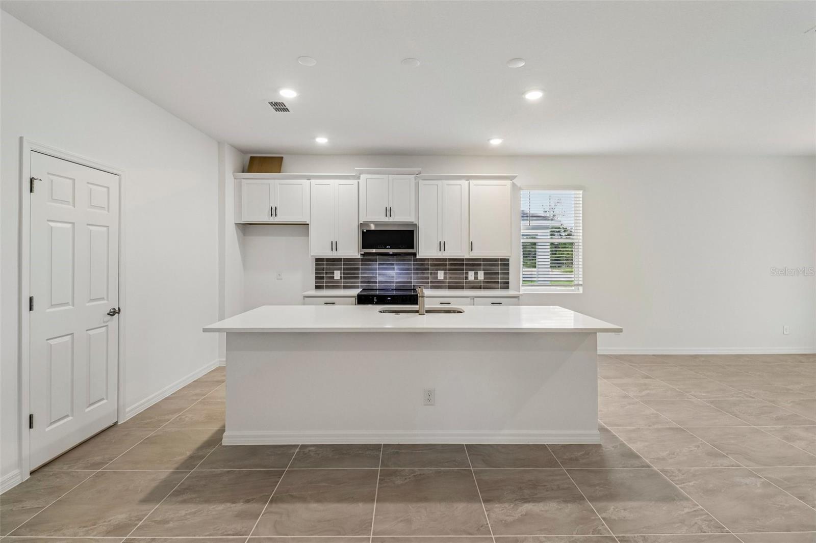 744 Farfields, Deland, FL 32724