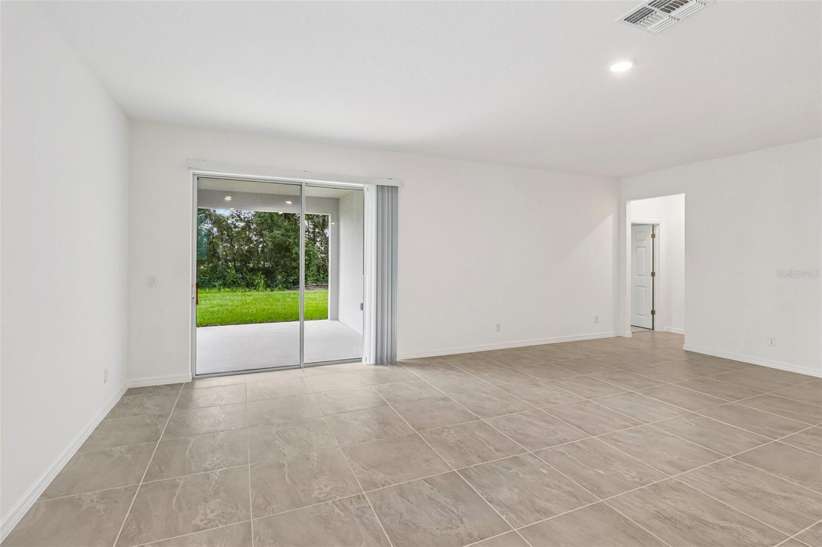 744 Farfields, Deland, FL 32724