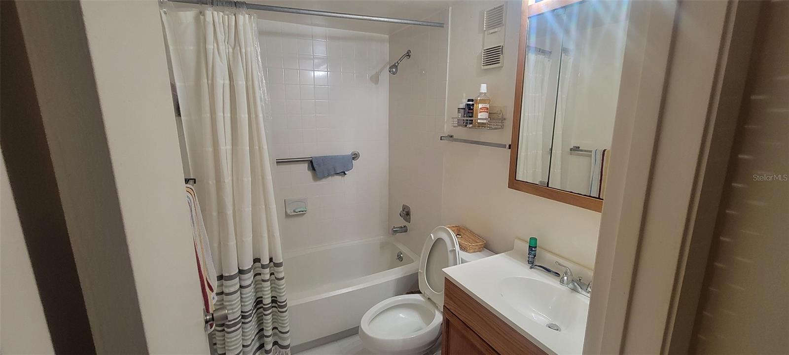 180 Magnolia Woods Unit 19a, Deltona, FL 32725