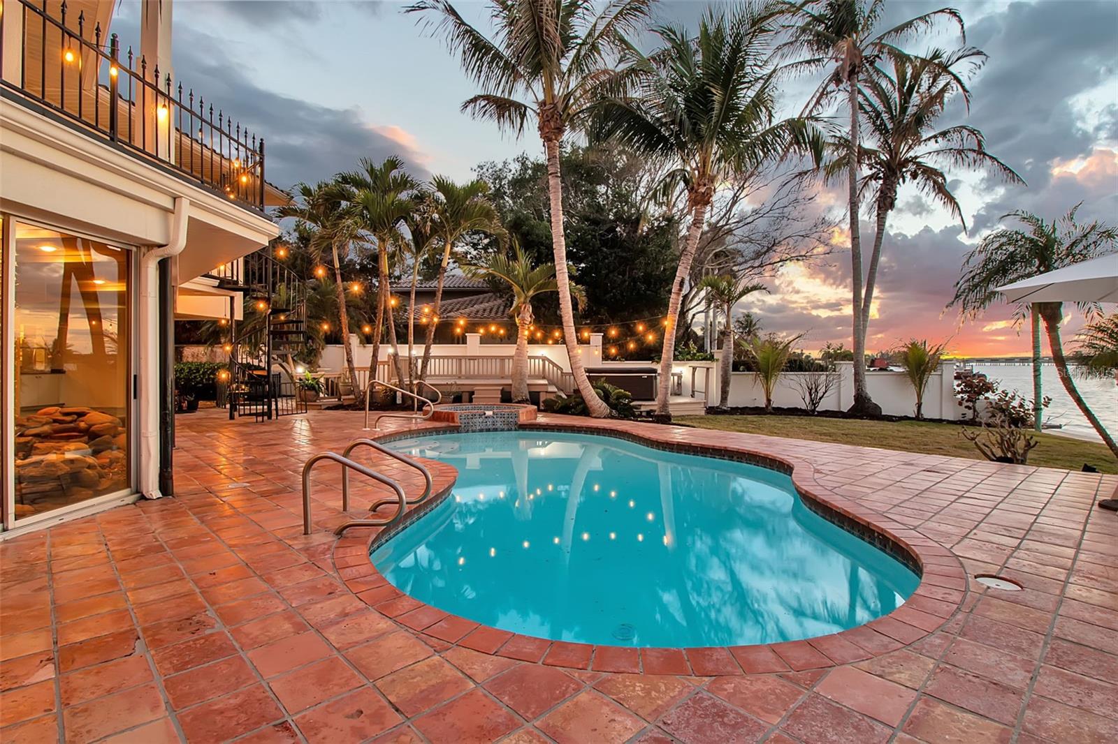 1504 Lodge, Sarasota, FL 34239