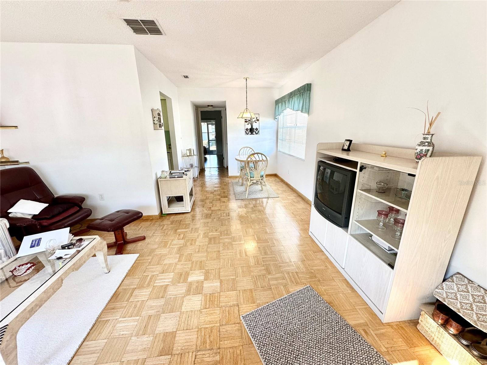 2476 Enterprise Unit 6, Clearwater, FL 33763