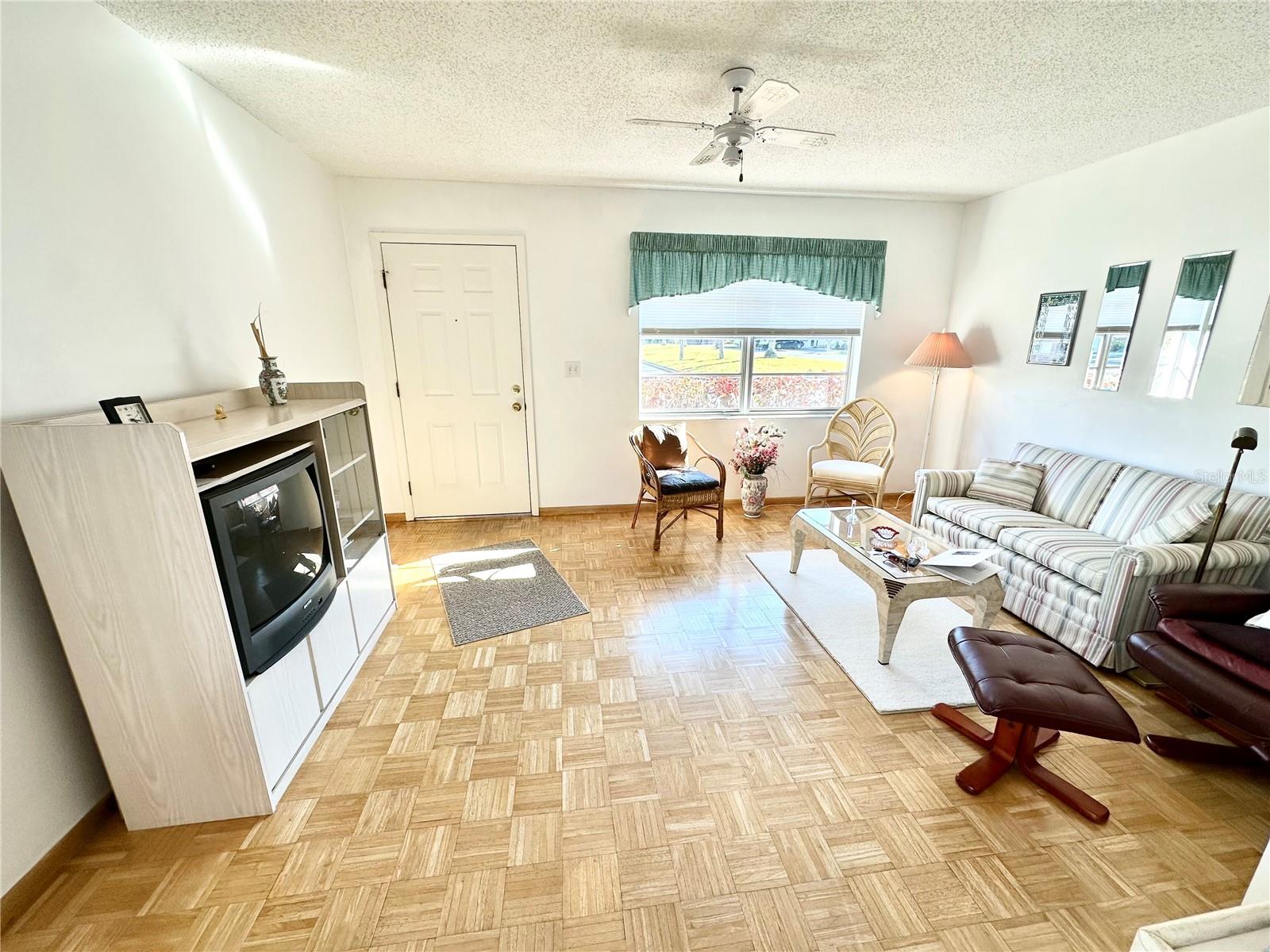 2476 Enterprise Unit 6, Clearwater, FL 33763