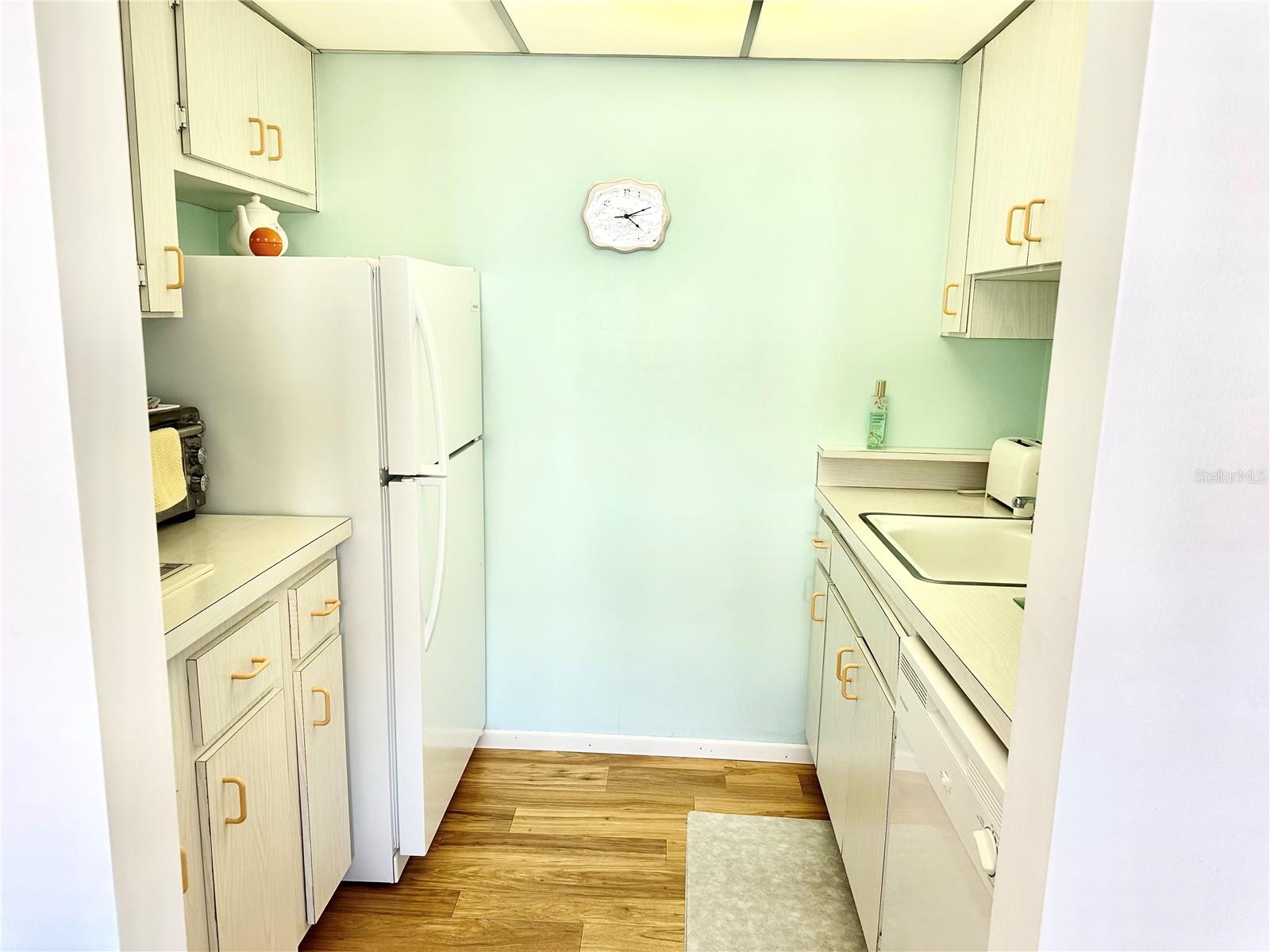 2476 Enterprise Unit 6, Clearwater, FL 33763