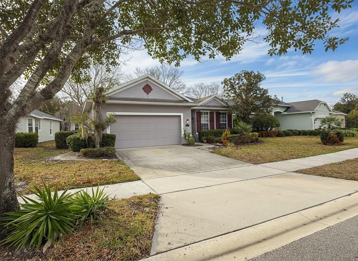 109 Avenham, Deland, FL 32724