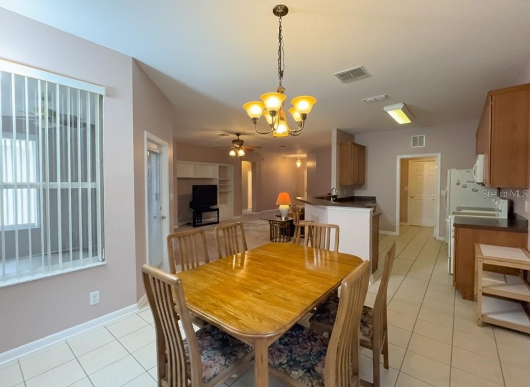 109 Avenham, Deland, FL 32724