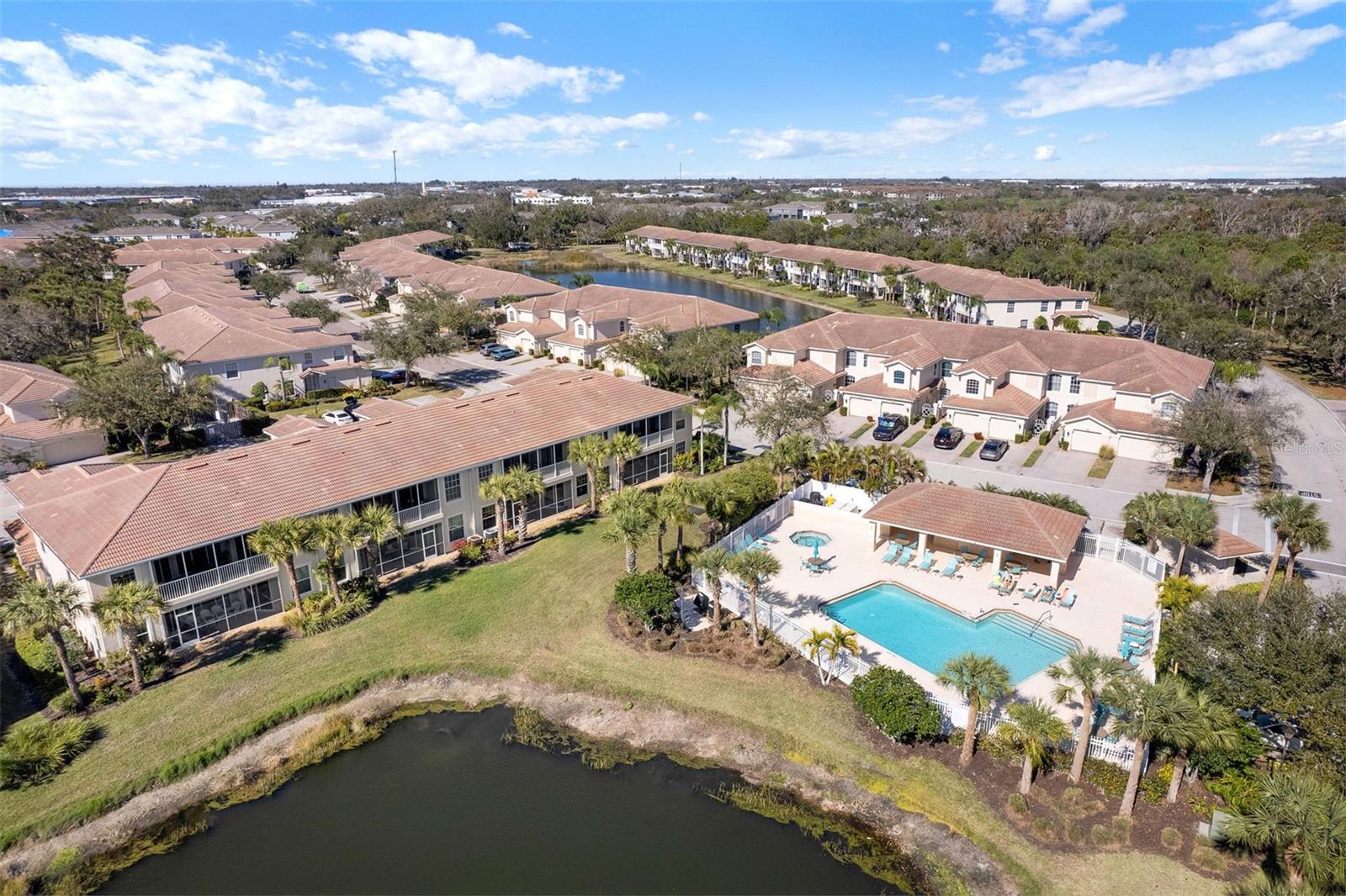 4533 Cinnamon Unit 2707, Sarasota, FL 34238