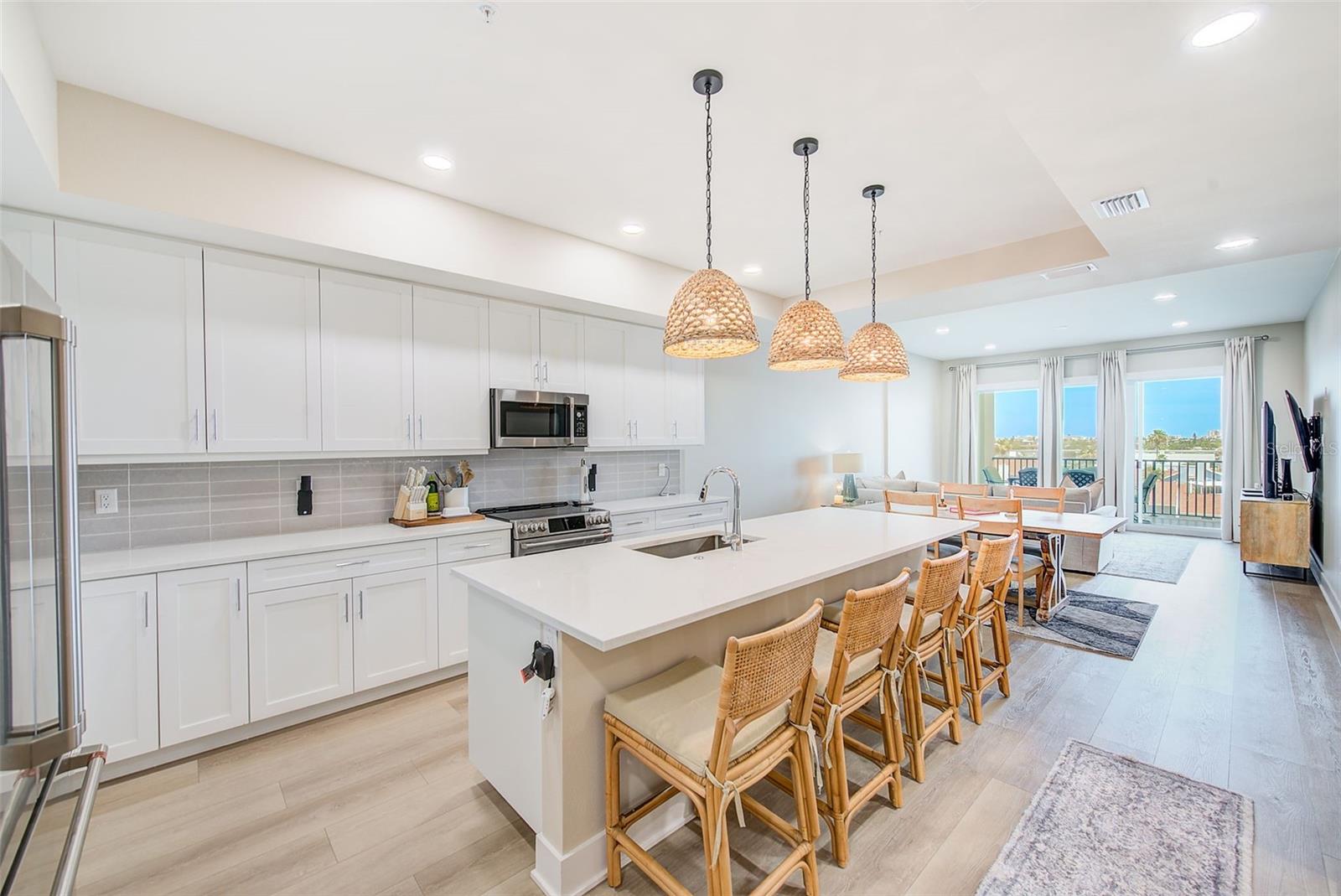 400 150th Unit 504, Madeira Beach, FL 33708
