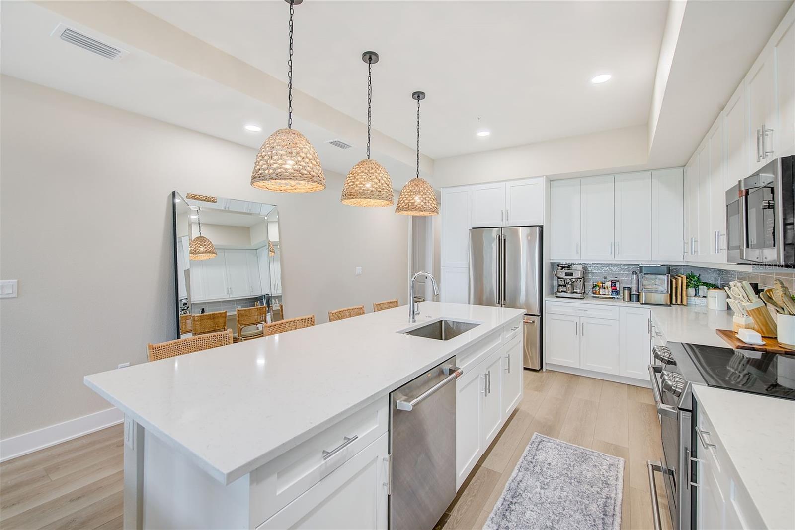 400 150th Unit 504, Madeira Beach, FL 33708