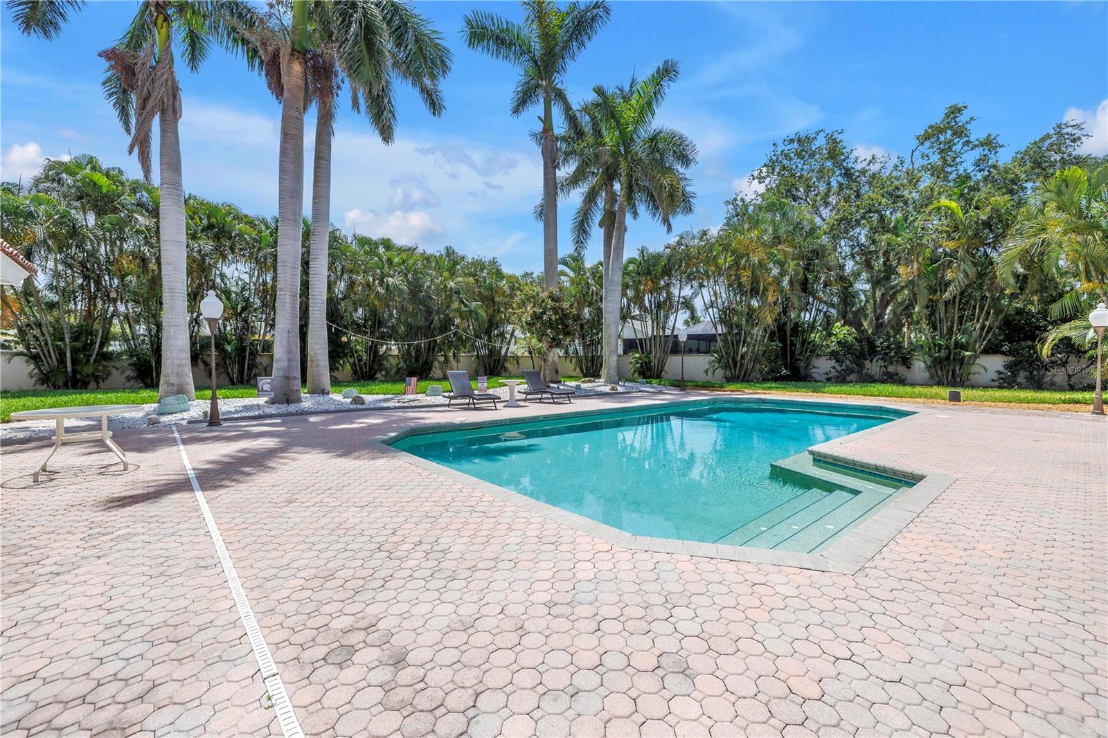 4930 Sandpiper, St Petersburg, FL 33711