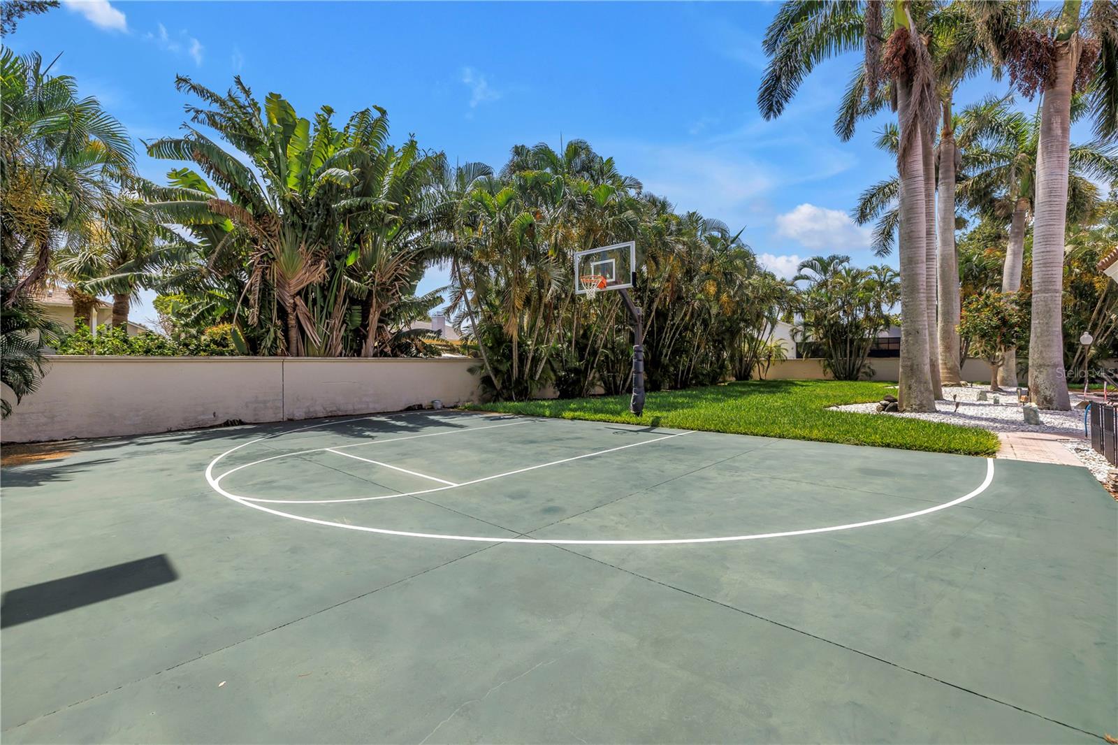 4930 Sandpiper, St Petersburg, FL 33711