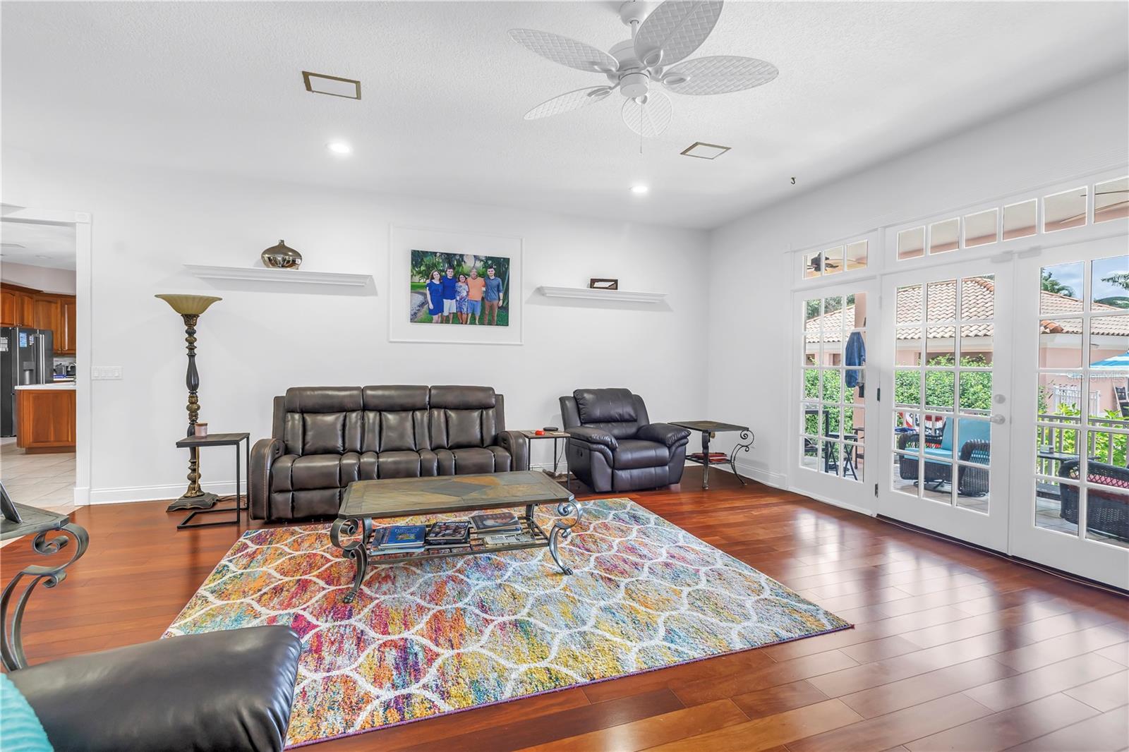4930 Sandpiper, St Petersburg, FL 33711
