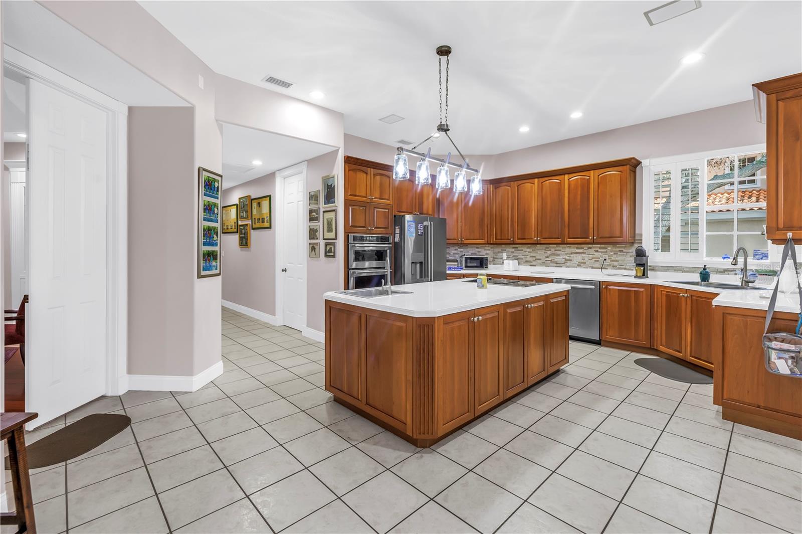 4930 Sandpiper, St Petersburg, FL 33711