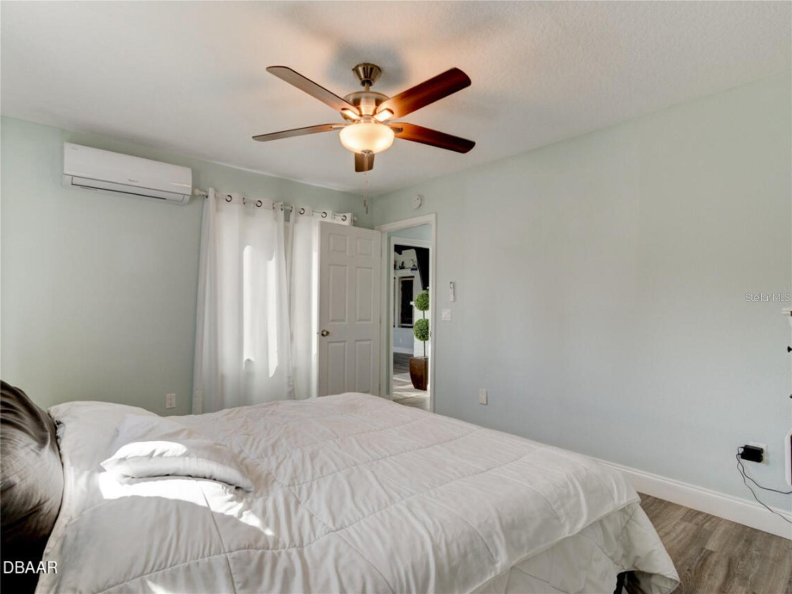 425 Oleander, Daytona Beach, FL 32118