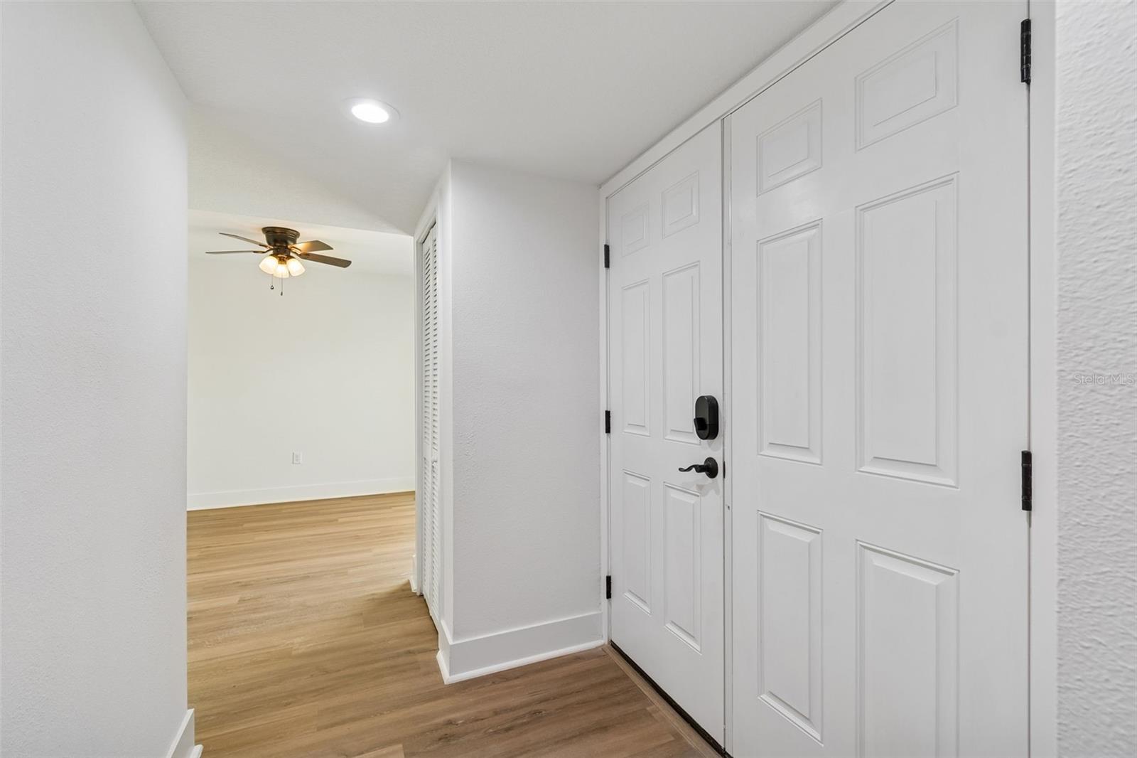 1 Windrush Unit 23, Indian Rocks Beach, FL 33785