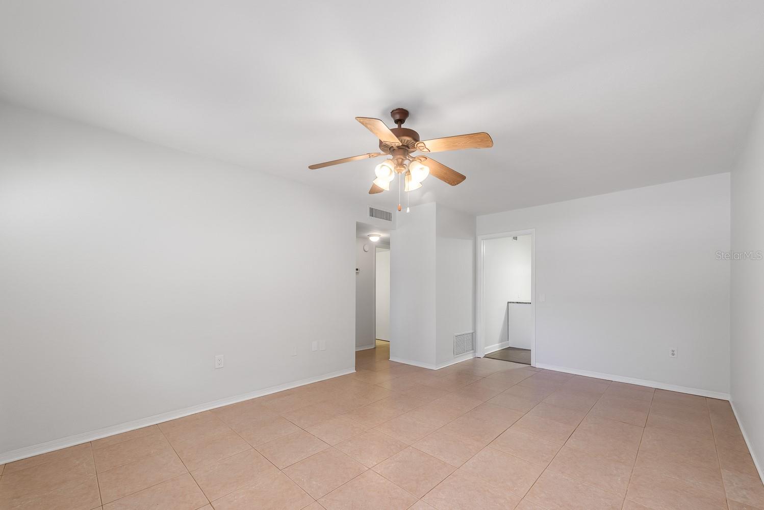 3775 59th Unit 2, St Petersburg, FL 33710
