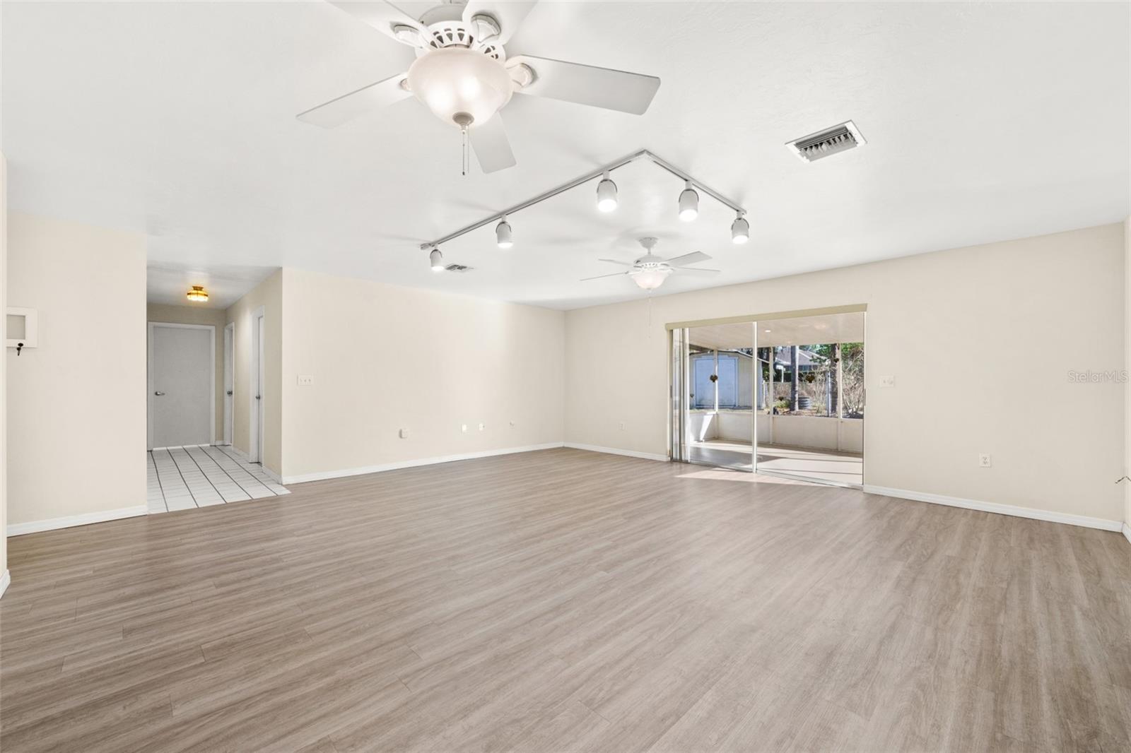 1273 Woodbury, Sebring, FL 33875