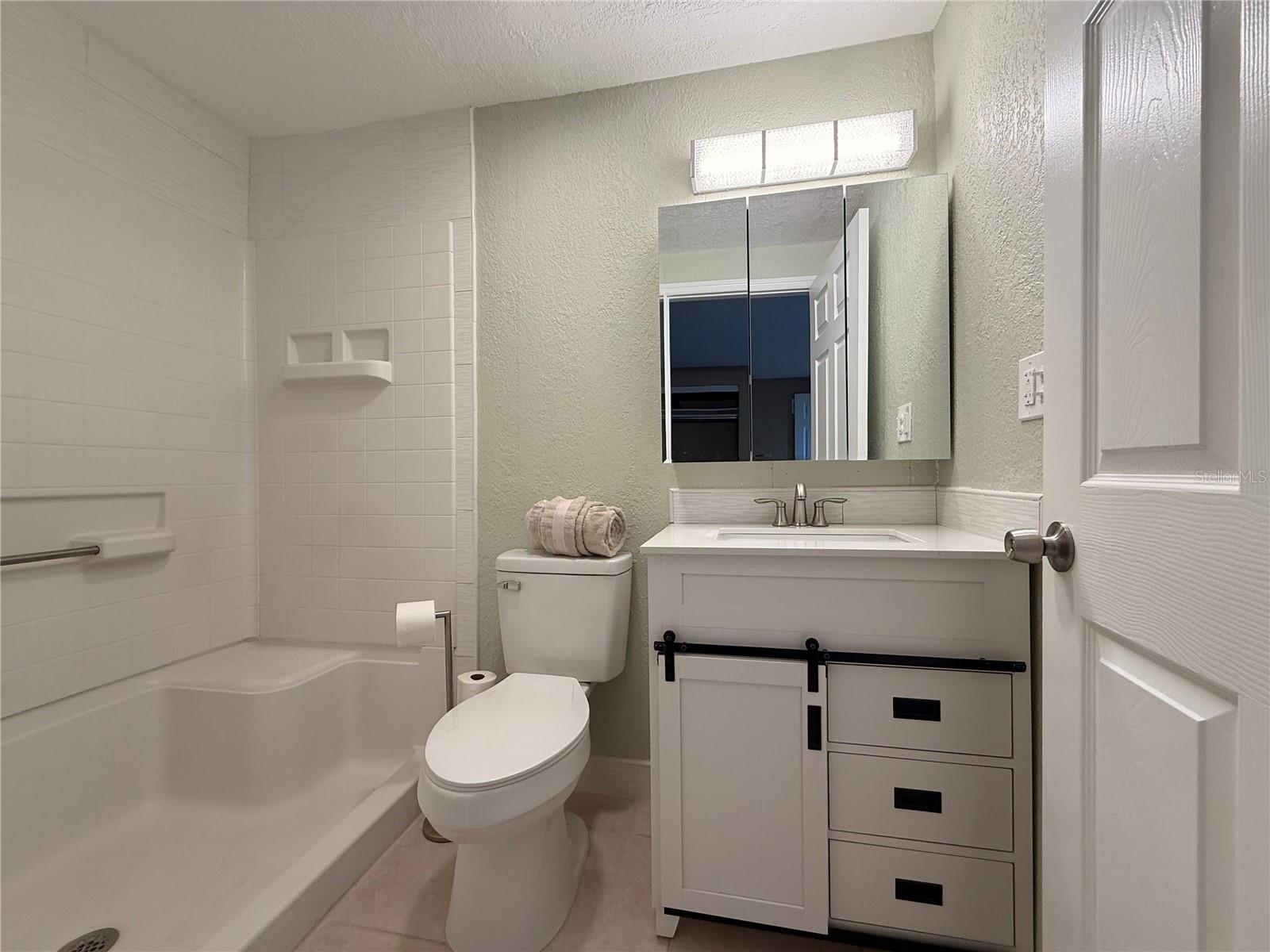 1605 Club Unit 1605, Lakeshore, FL 33854