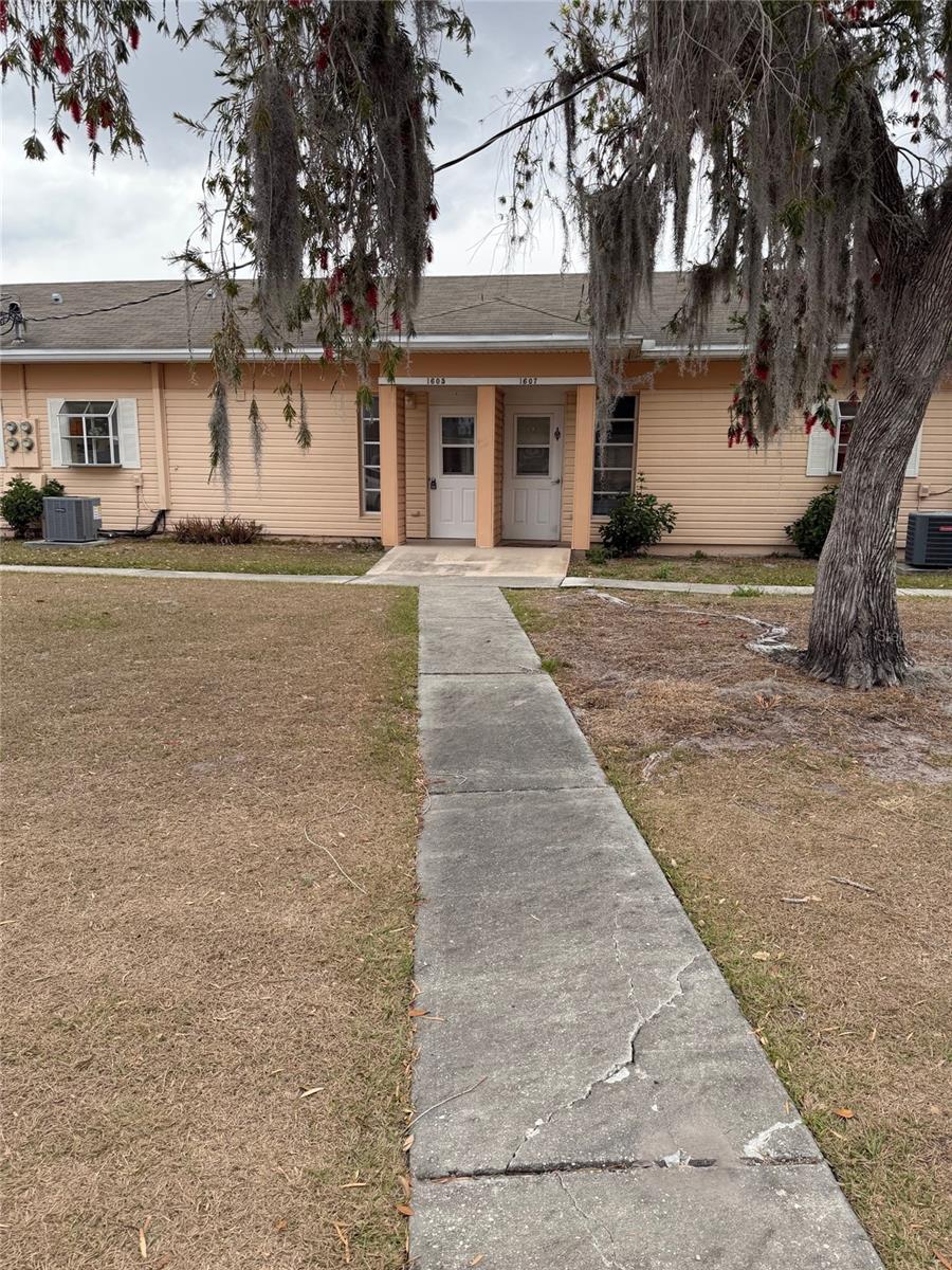 1605 Club Unit 1605, Lakeshore, FL 33854