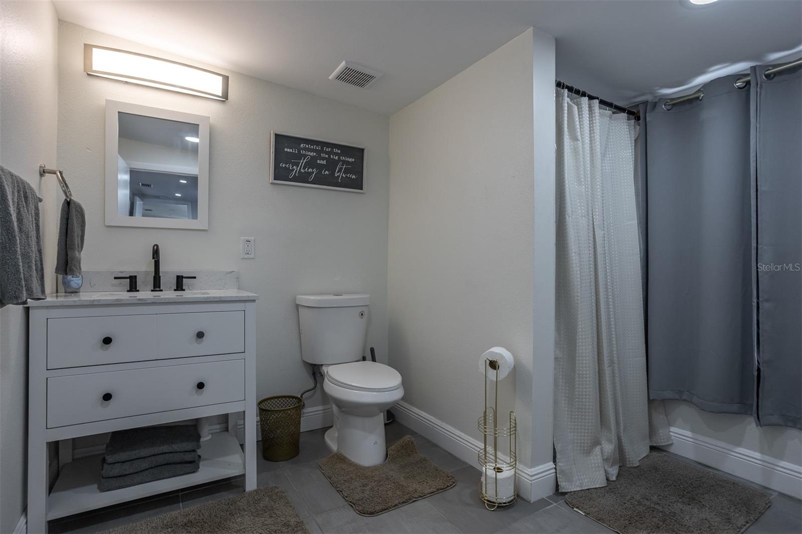806 Chadsworth, Seffner, FL 33584